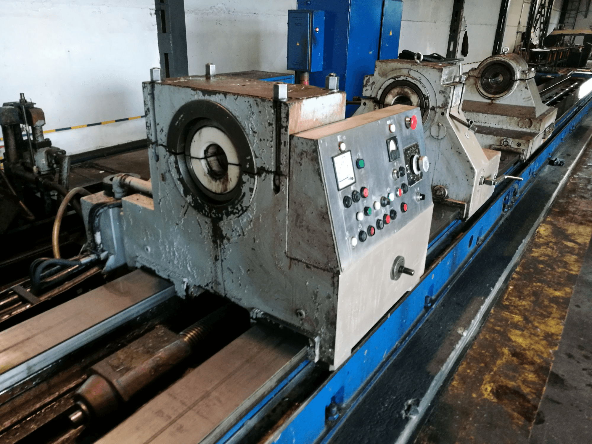 Vista frontal de la máquina Ryazan PT 403