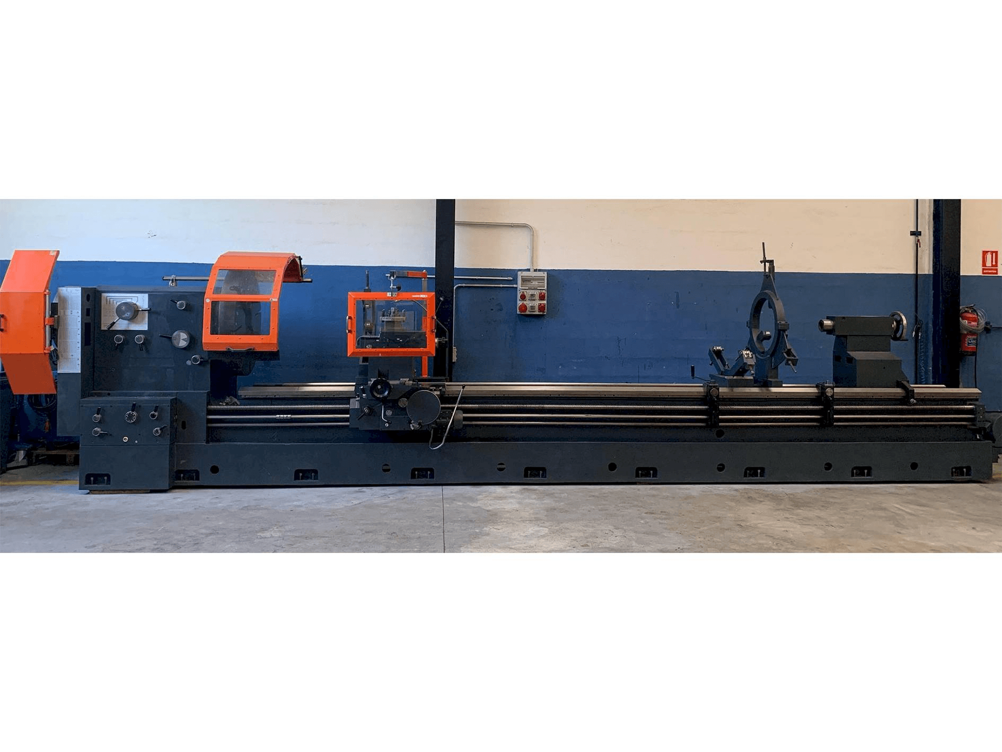 Vista frontal de la máquina Gurutzpe Super AT 600x6000