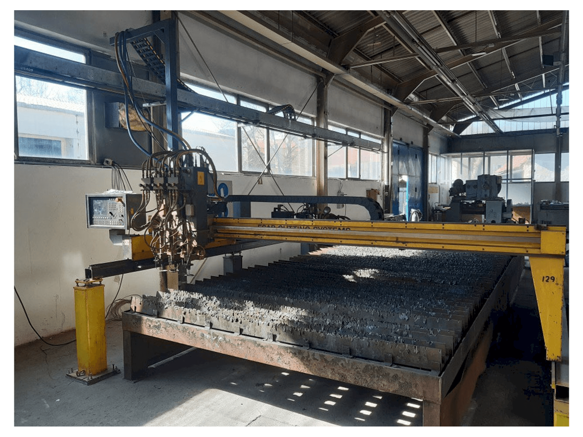 Vista frontal de la máquina ESAB CXC-P3500