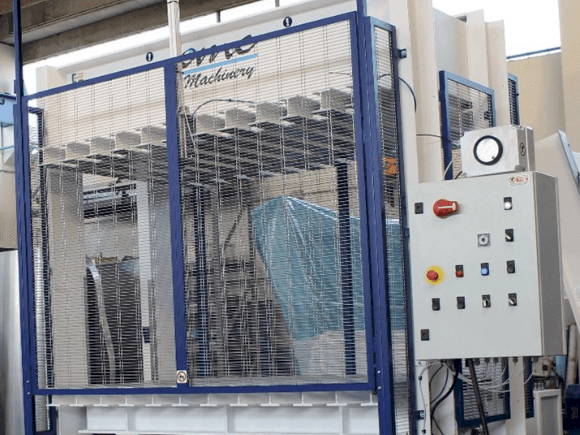 Vista frontal de la máquina OMC PPC/e