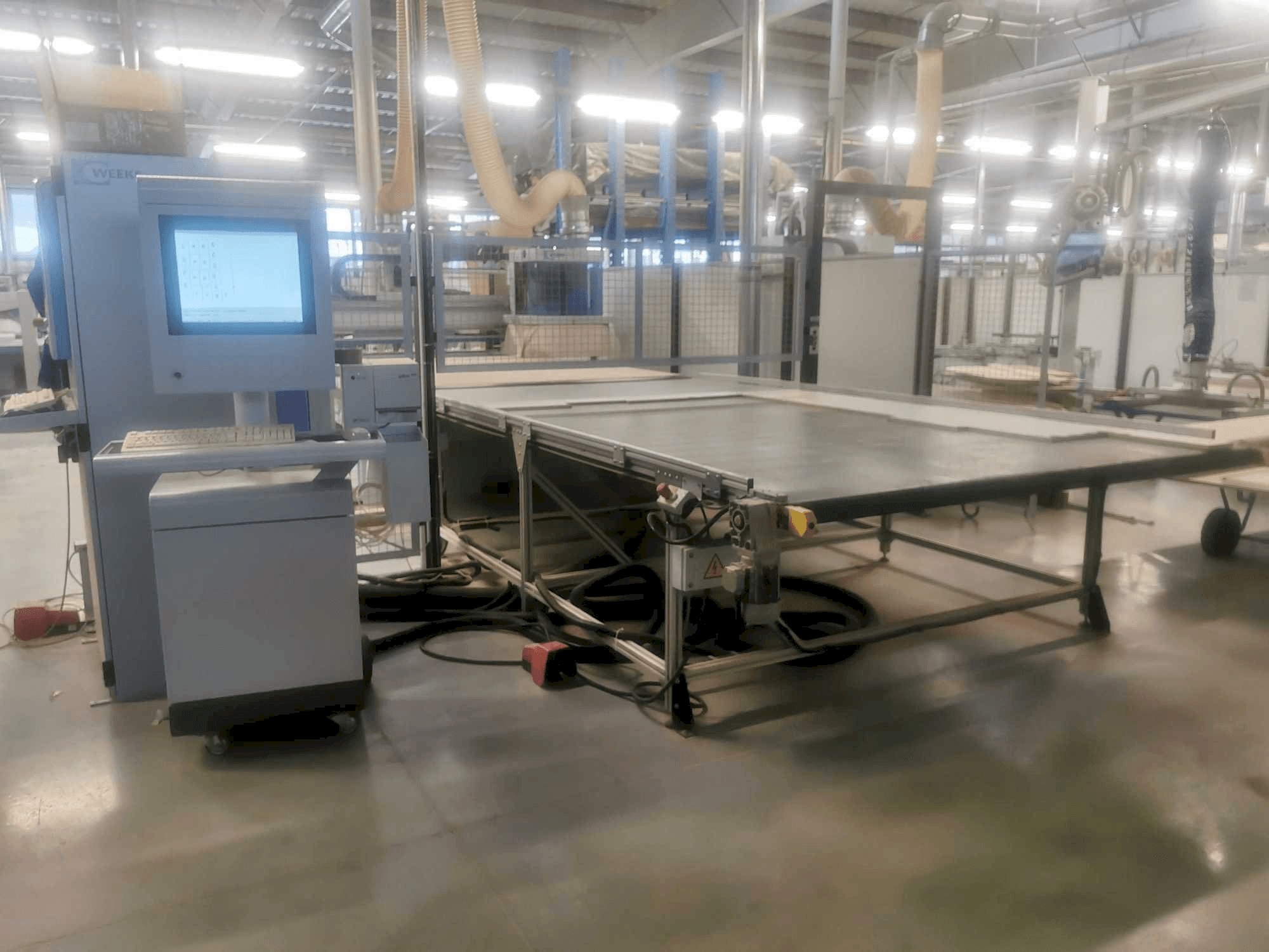 Vista frontal de la máquina HOMAG Vantage 28M