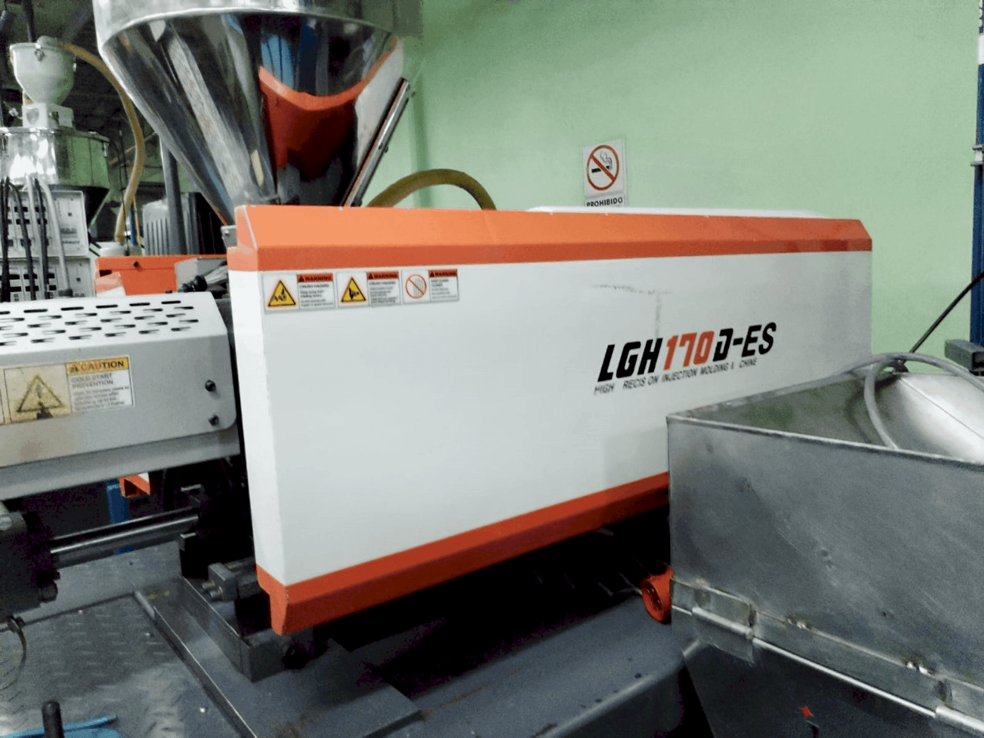 Vista frontal de la máquina LS MTRON LGH 170D-ES