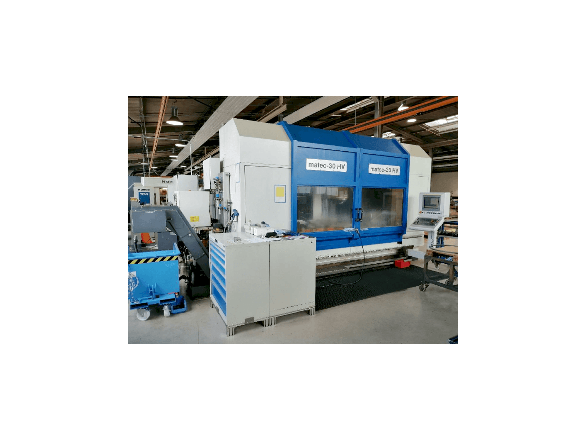 Vista frontal de la máquina Matec 30 HV