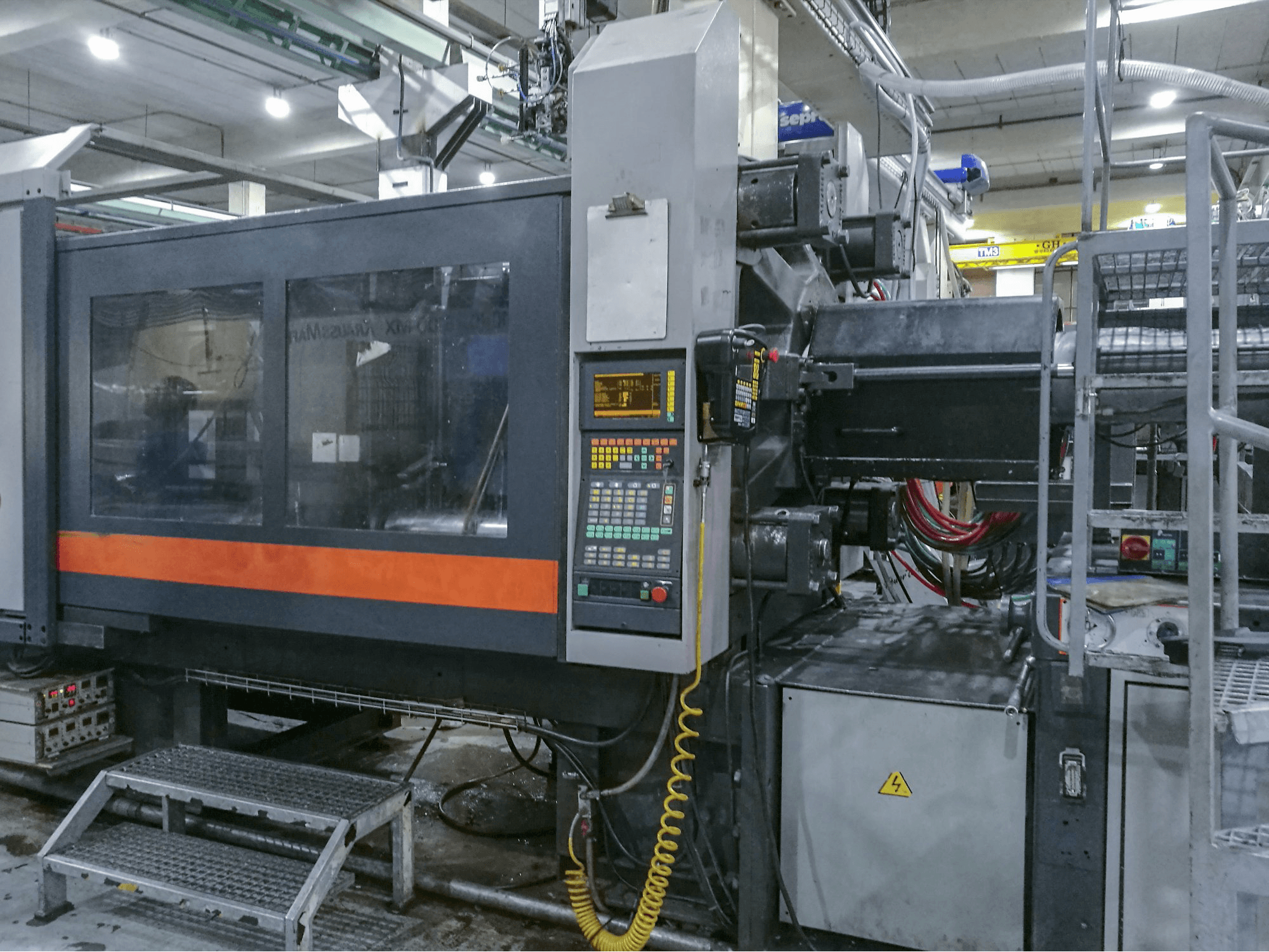 Vista derecha 1 de la máquina SANDRETTO 4435-550