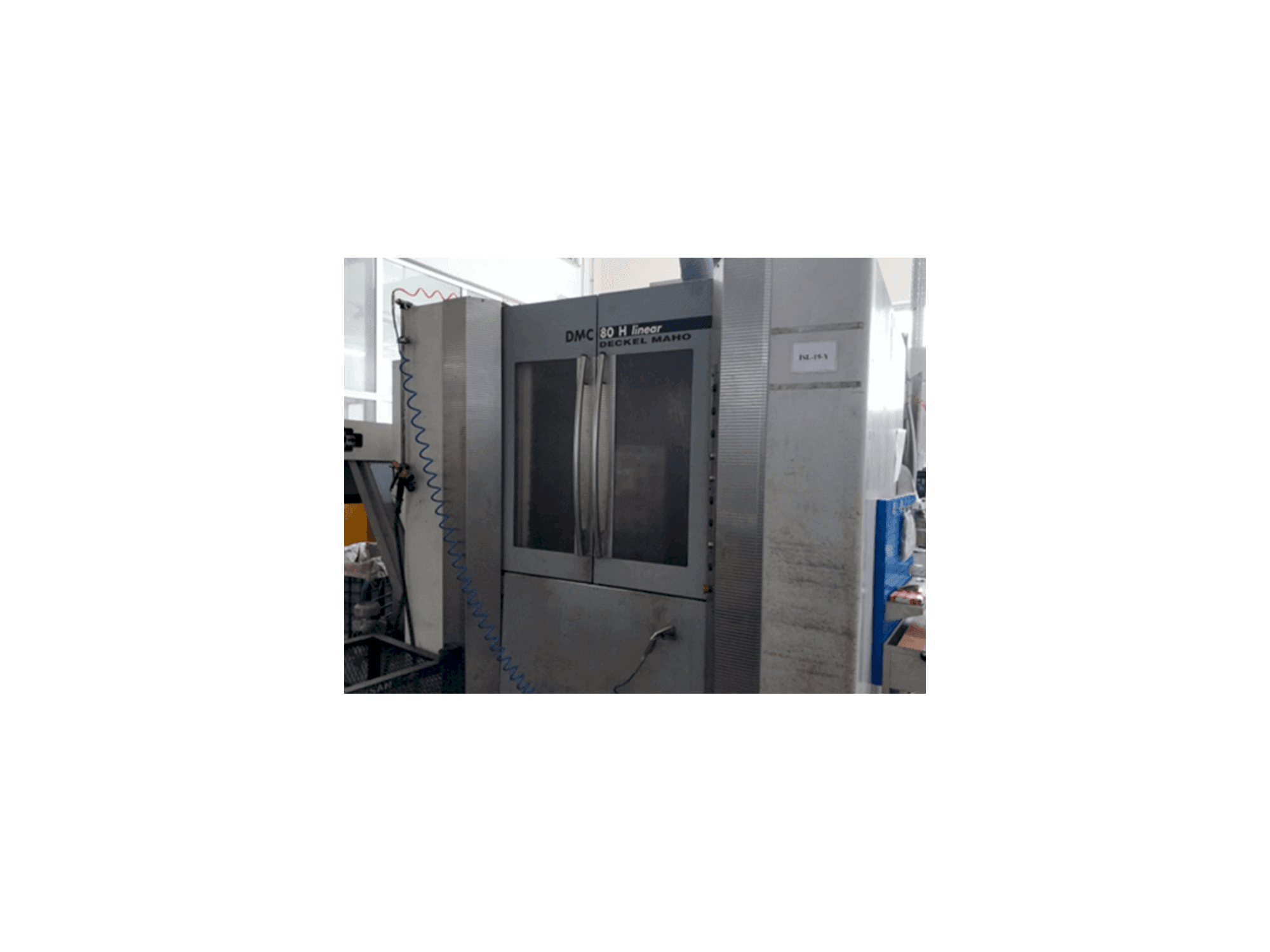 Vista frontal de la máquina DECKEL MAHO DMC 80 H linear