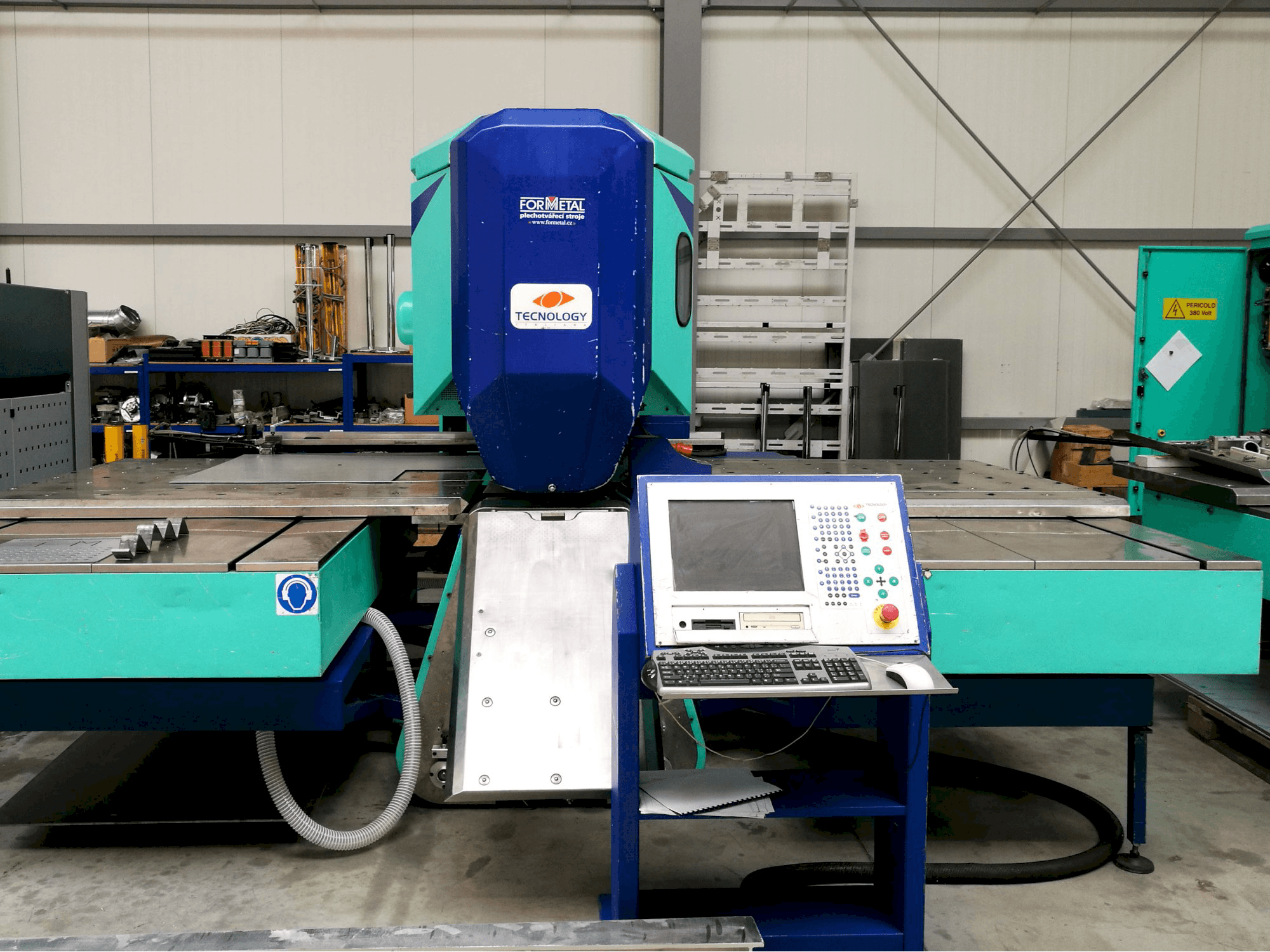 Vista frontal de la máquina TECNOLOGY Italiana TECNOTRANSFER 15 SR