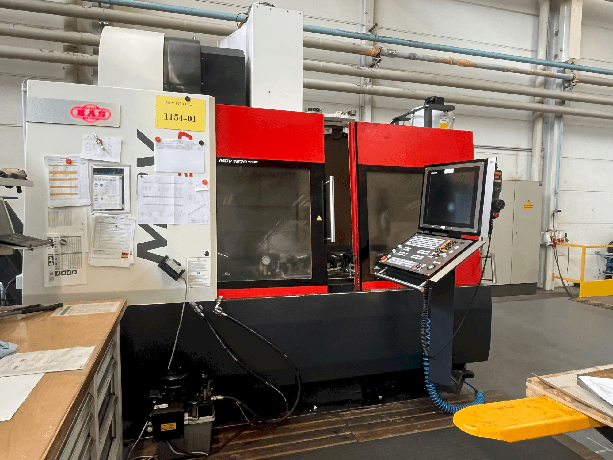 Vista frontal de la máquina MAS MCV 1270 Power