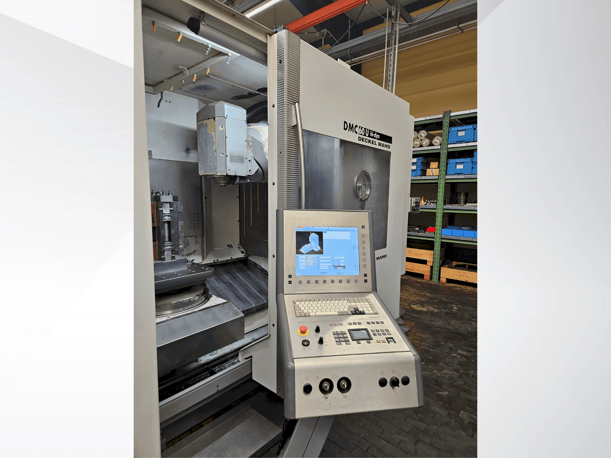 Vista frontal de la máquina DMG DECKEL MAHO DMC 60U RS5