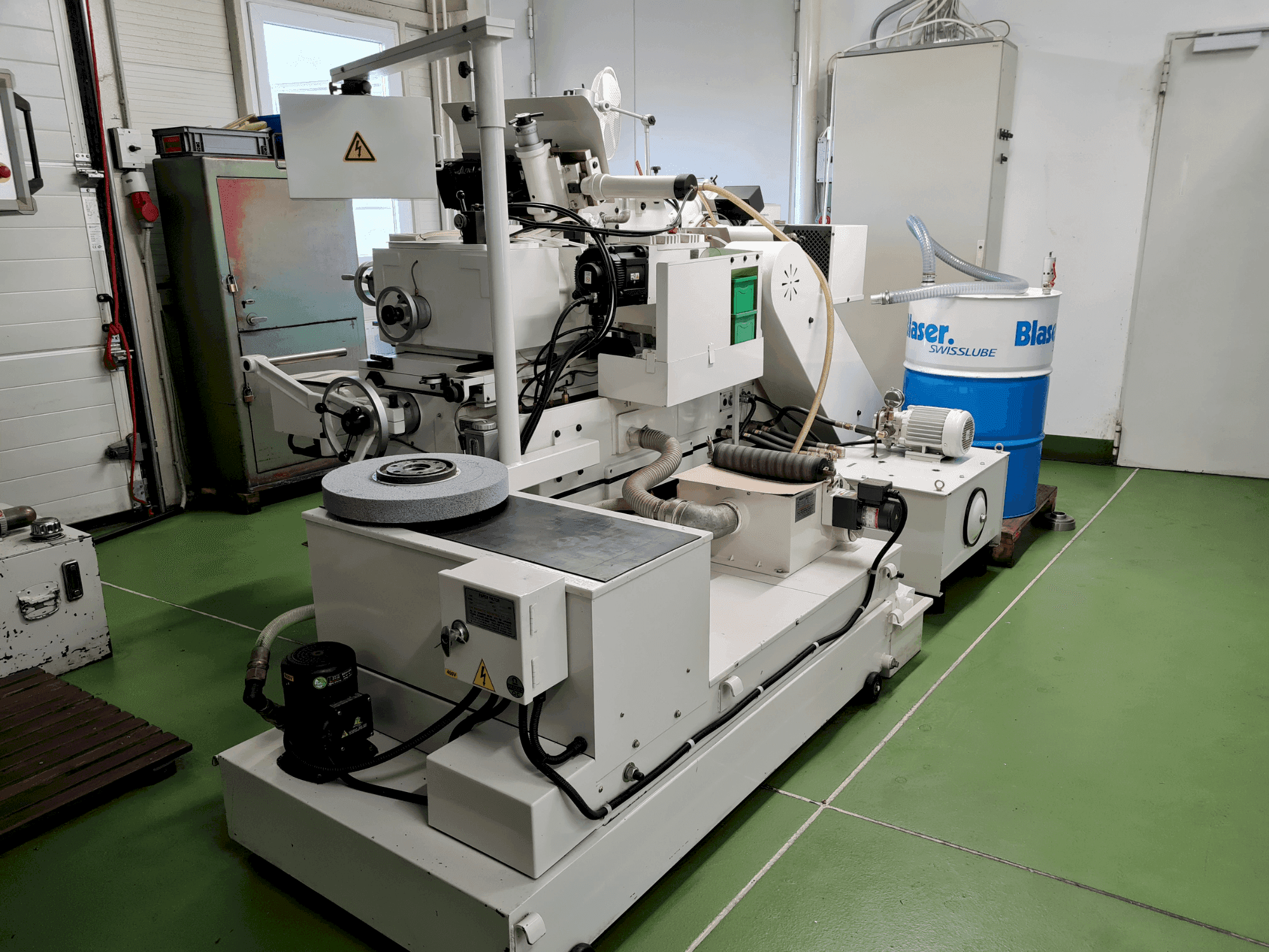 Vista frontal de la máquina Pinnacle PC20NC