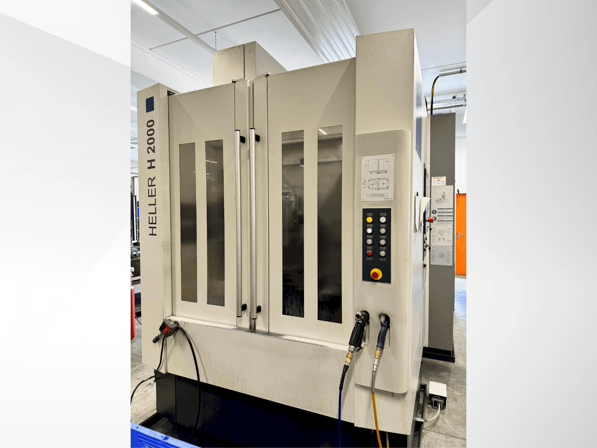 Vista frontal de la máquina HELLER H2000