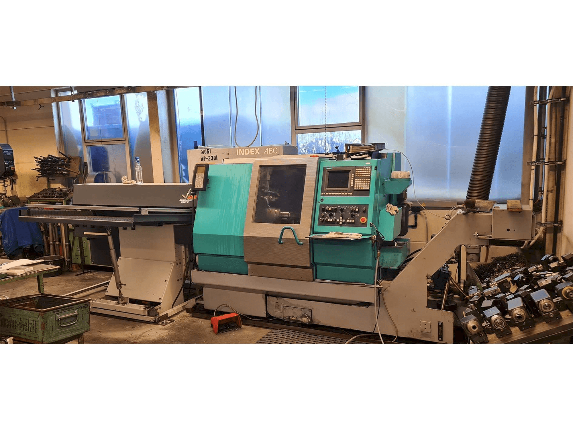 Vista frontal de la máquina Index ABC