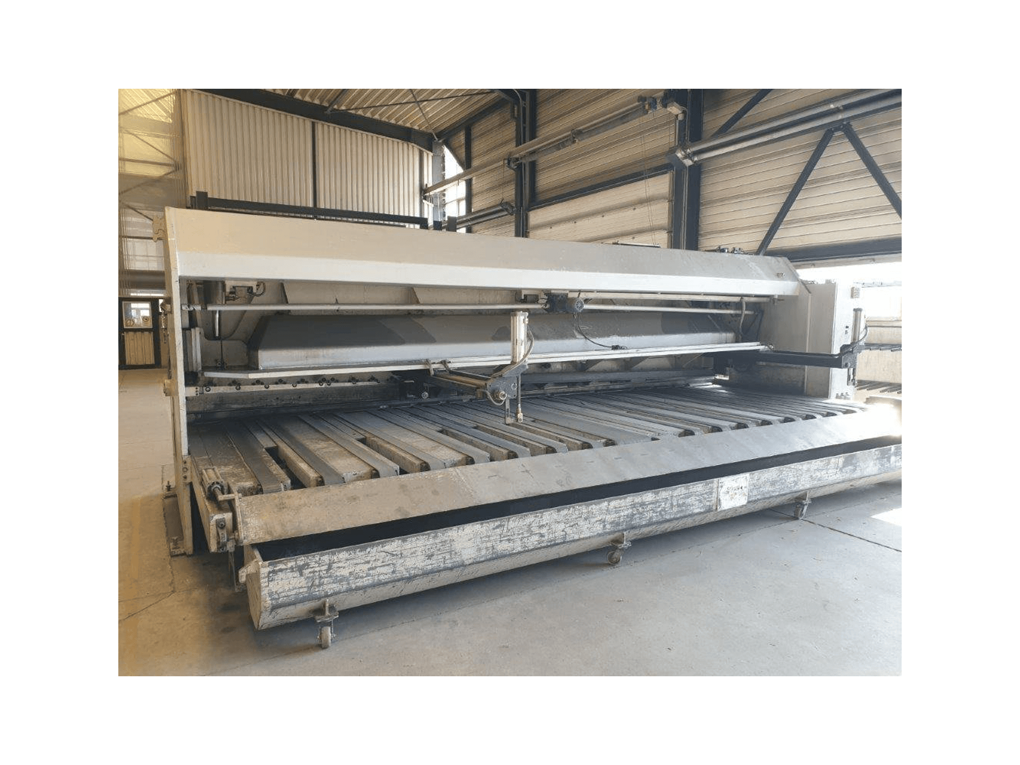 Vista frontal de la máquina Weinbrenner TSV 6 / 6100