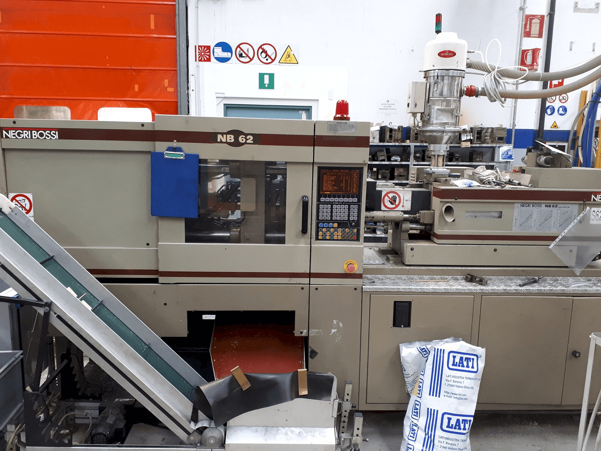 Vista frontal de la máquina Negri Bossi NB 62