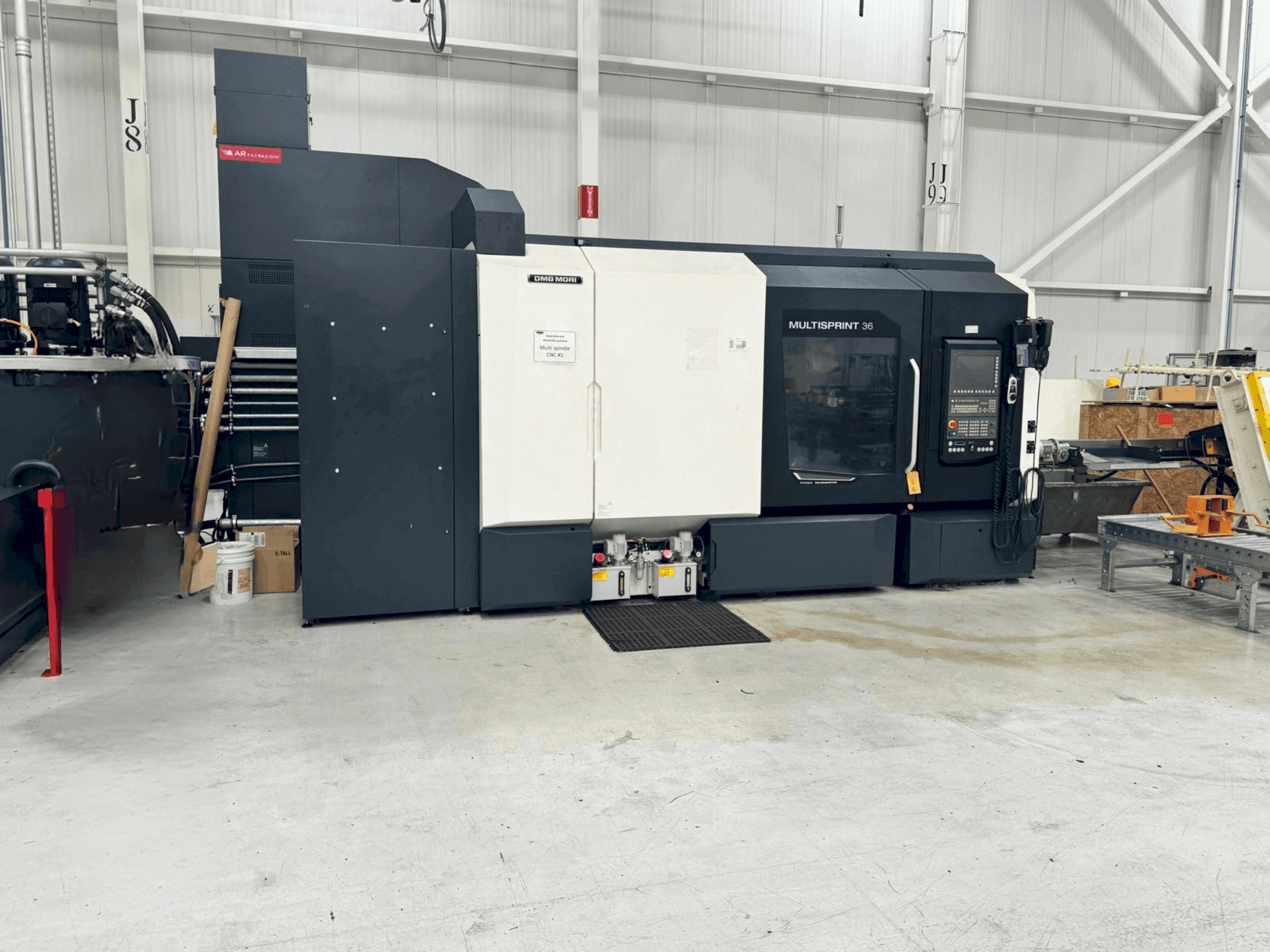 Vista frontal de la máquina DMG MORI Multisprint 36