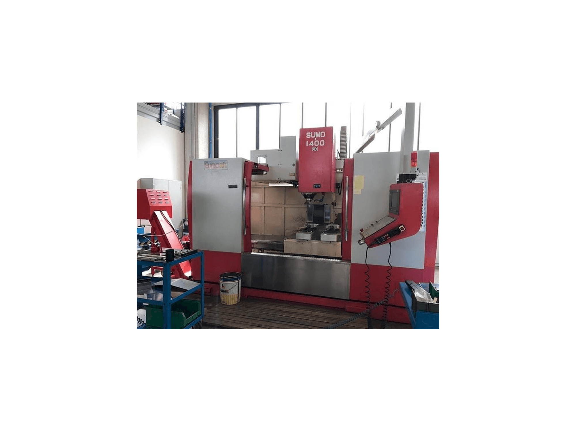 Vista frontal de la máquina Eumach SUMO 1400