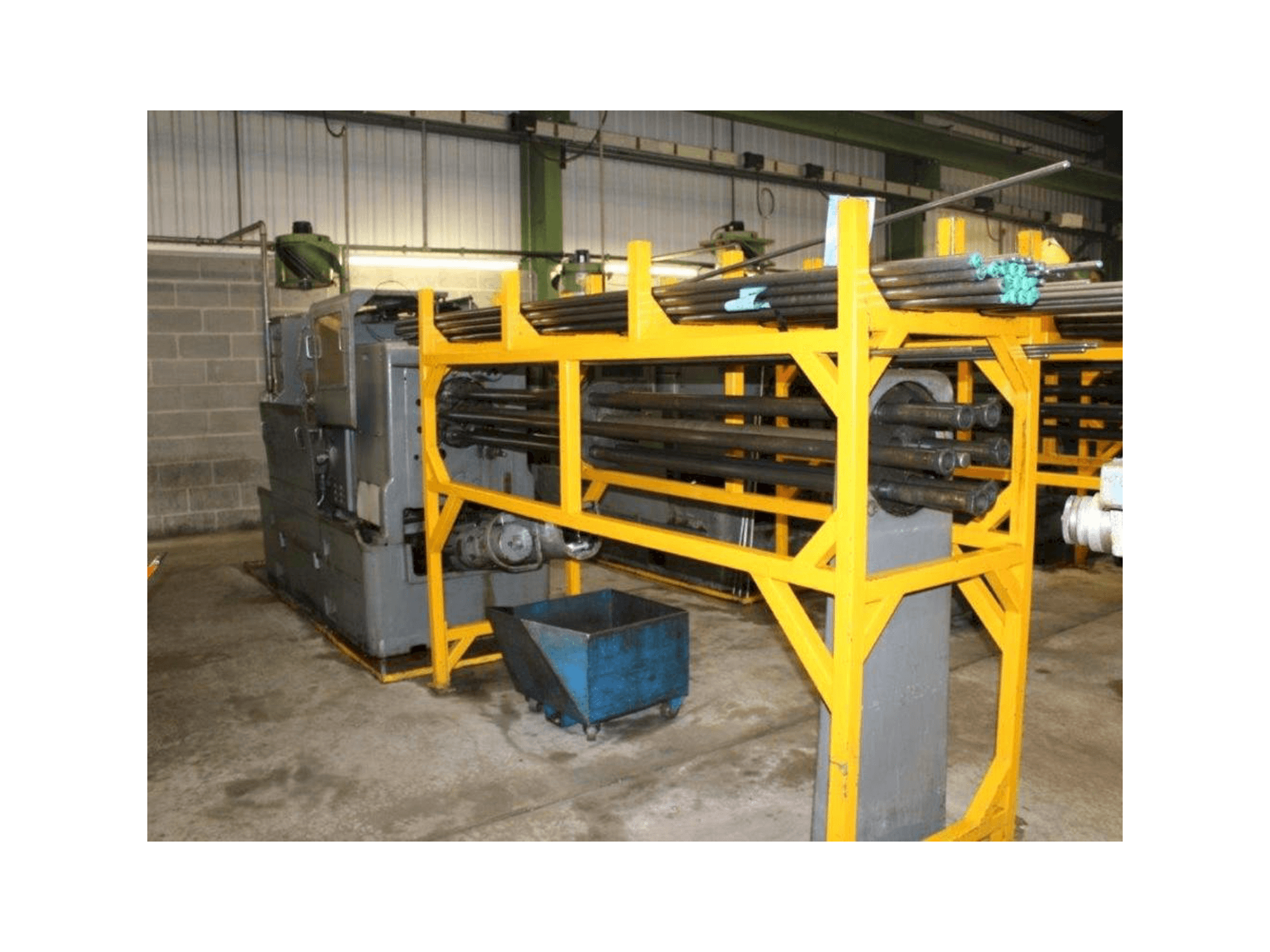 Vista frontal de la máquina Wickman 1"-6