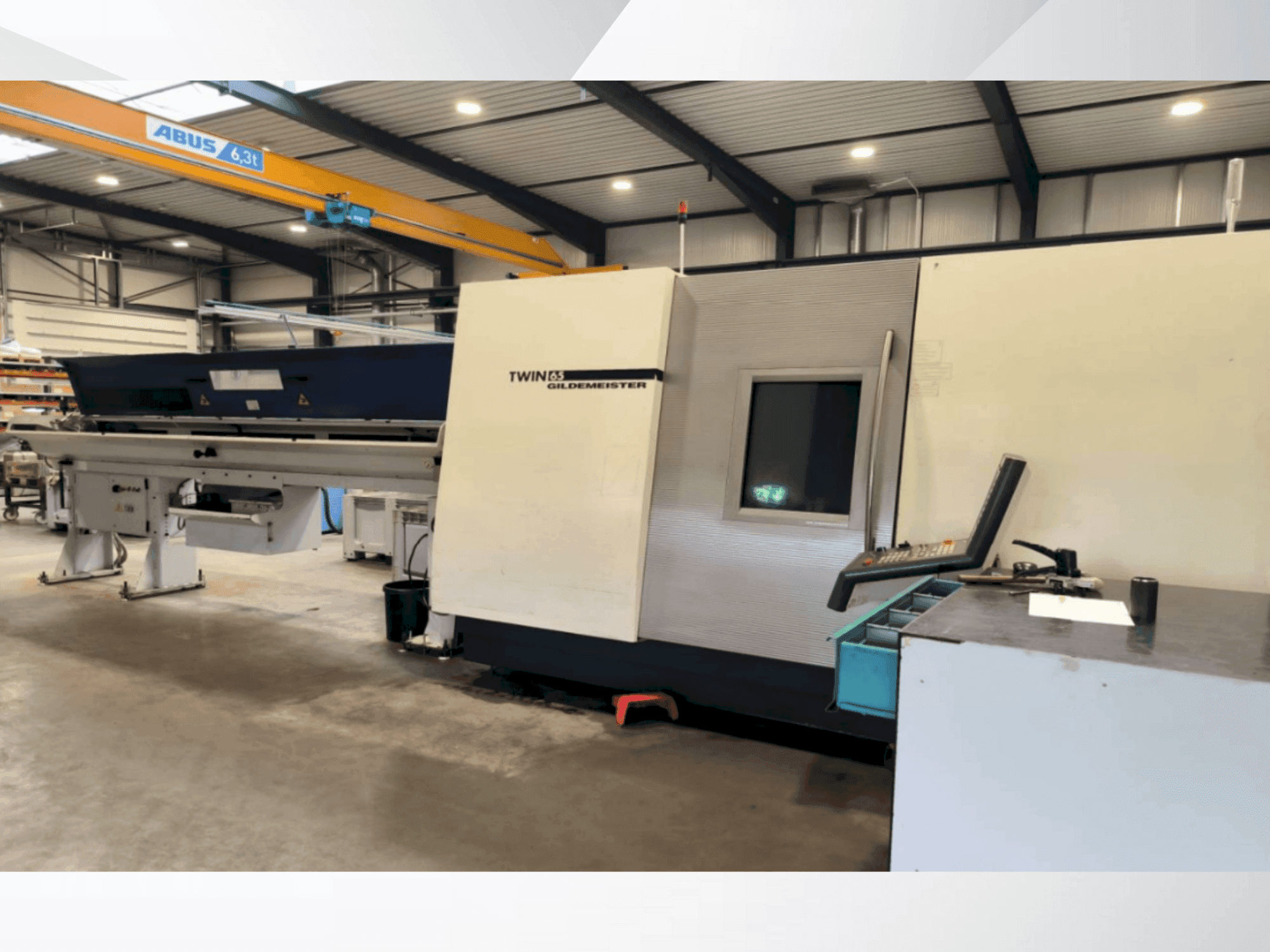 Vista frontal de la máquina DMG Gildemeister Twin 65