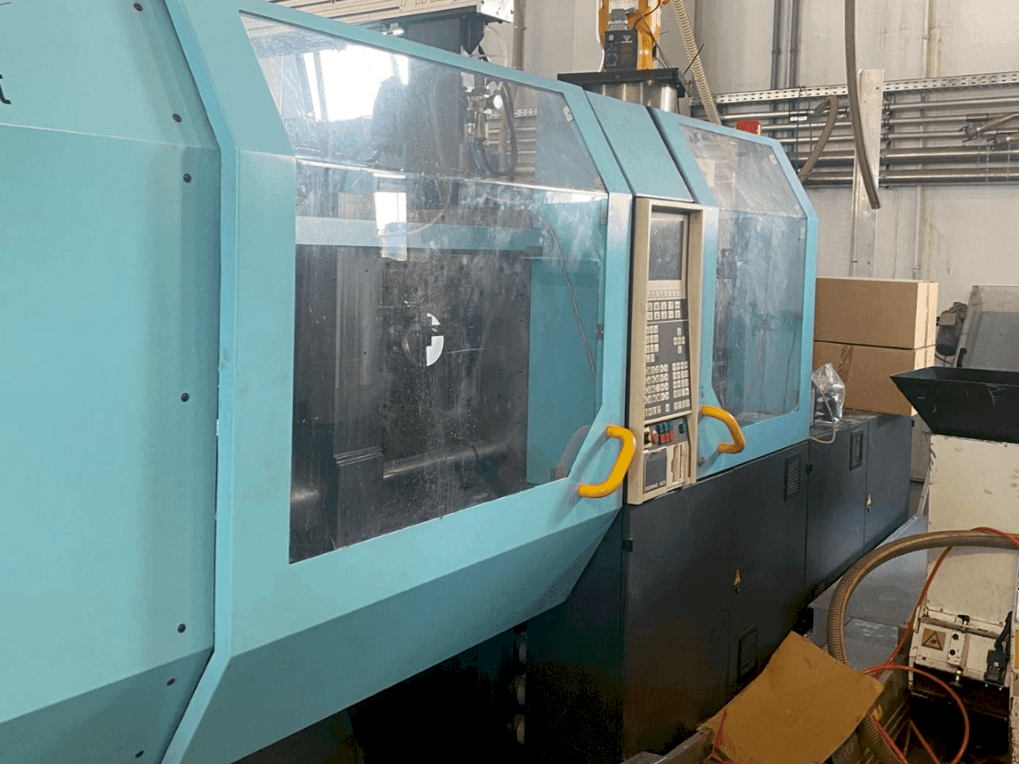 Vista frontal de la máquina DEMAG Ergotech Compact 1500-610
