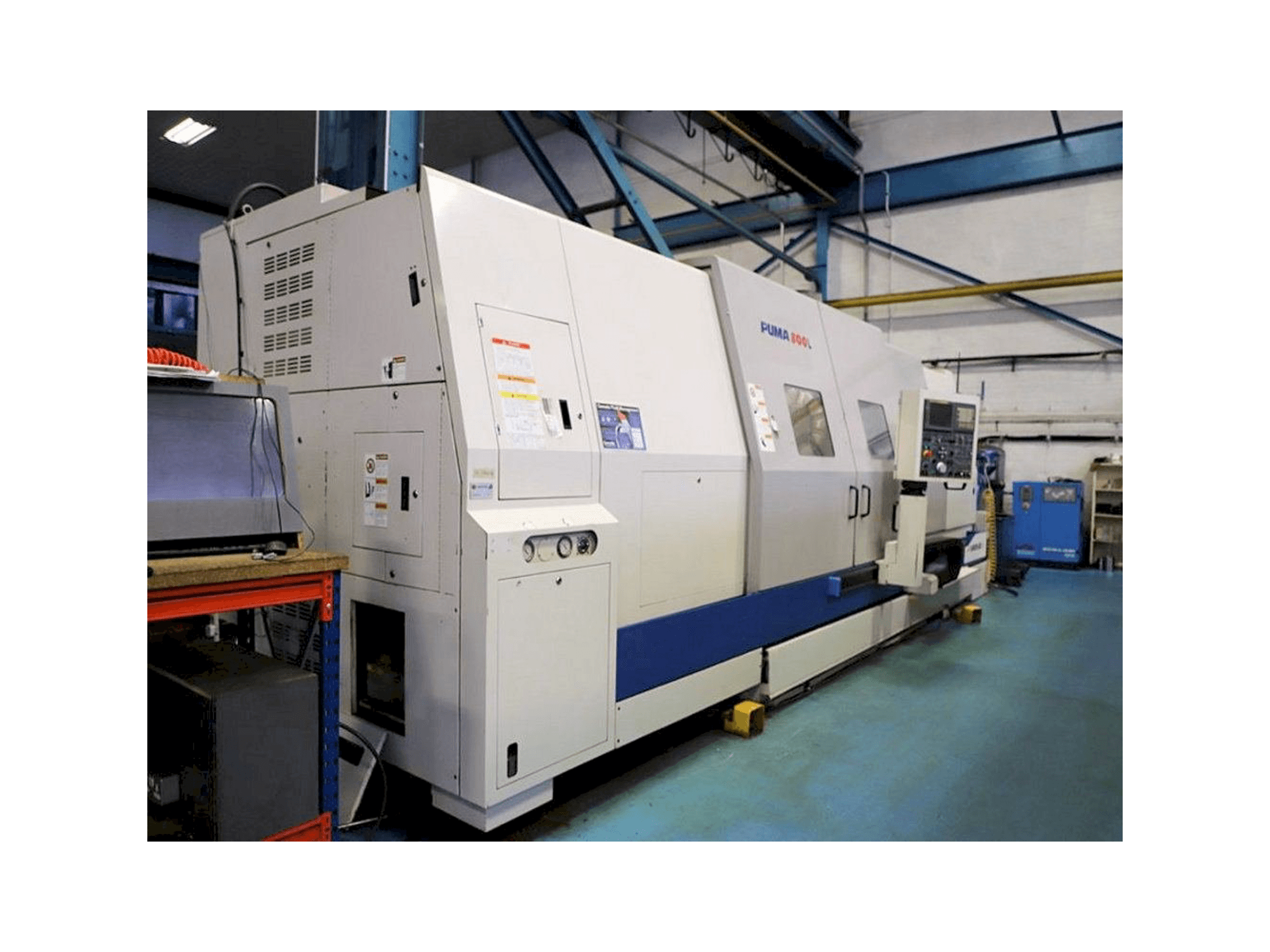 Vista frontal de la máquina Doosan Puma 800L