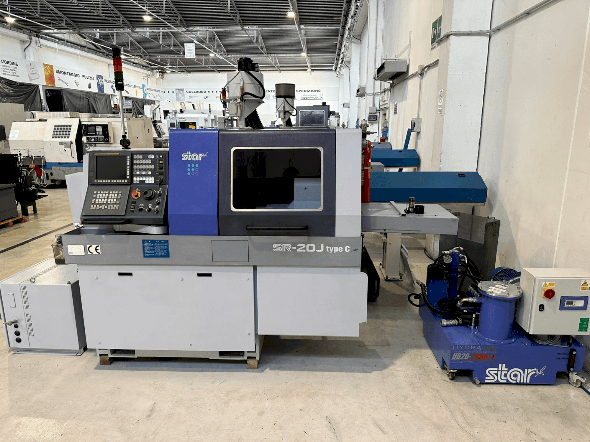 Vista frontal de la máquina Star SR-20J type C