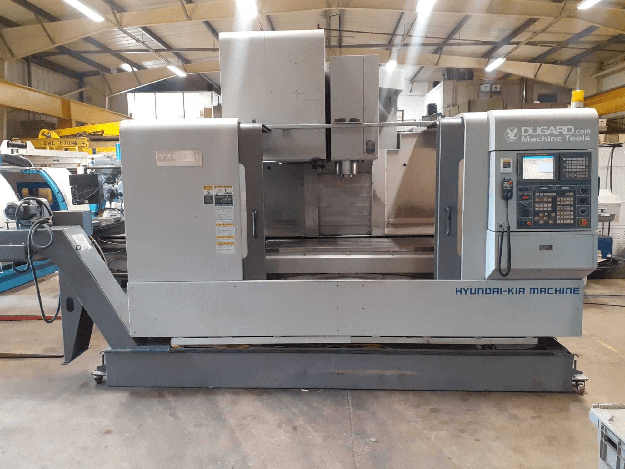 Vista frontal de la máquina Hyundai Kia VX650/50