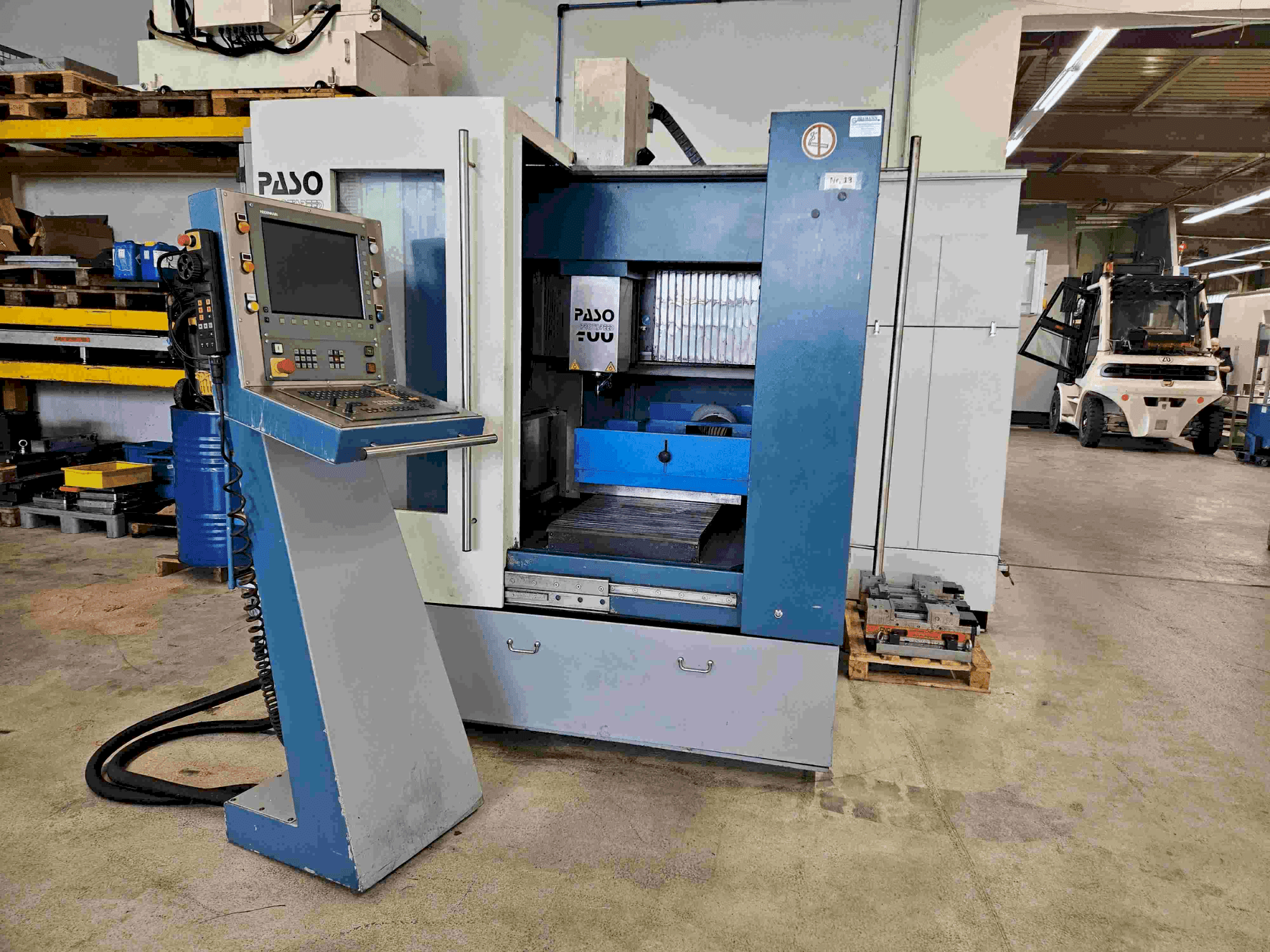 Vista frontal de la máquina PASO PS400 (2004)