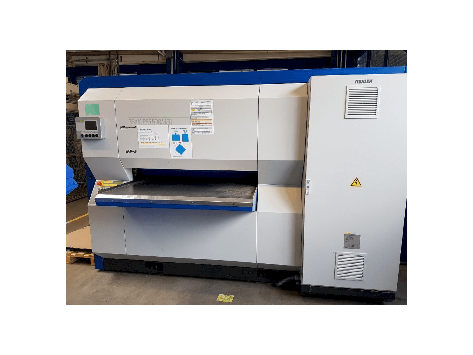 Vista frontal de la máquina KOHLER PEAK PERFORMER PG 40.1250/21