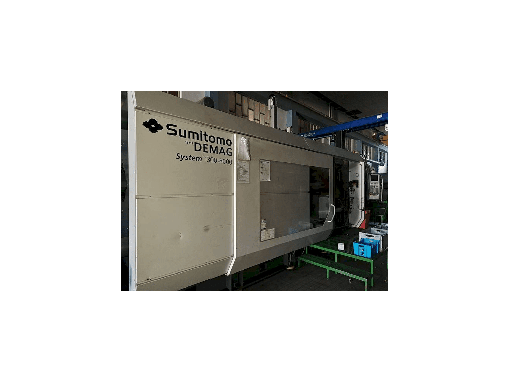 Vista frontal de la máquina Sumitomo Demag 1300-8000