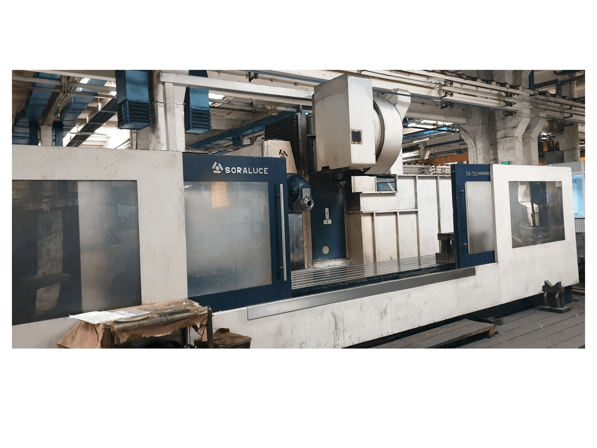 Vista frontal de la máquina Soraluce TA 35