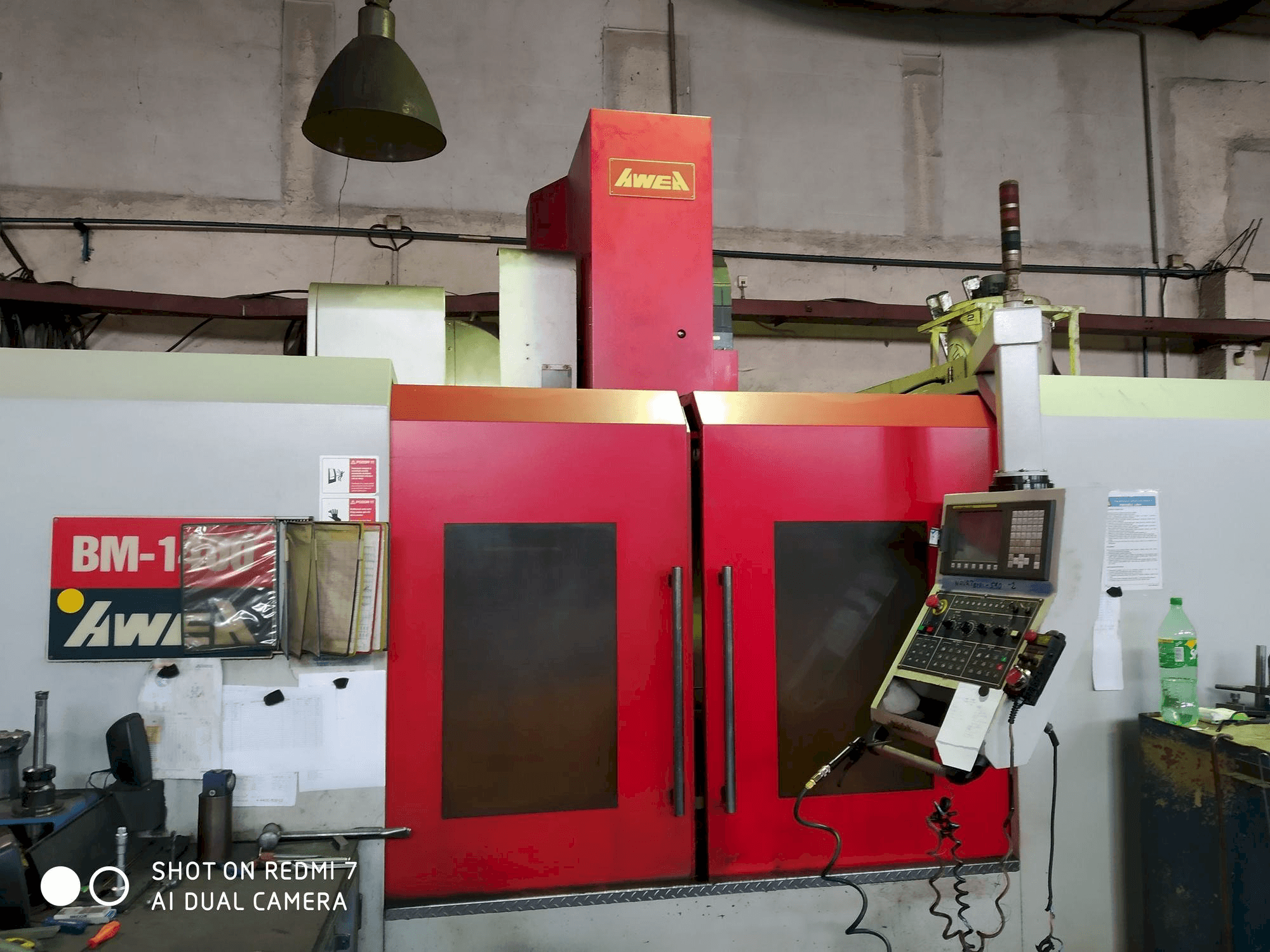 Vista frontal de la máquina AWEA BM-1400
