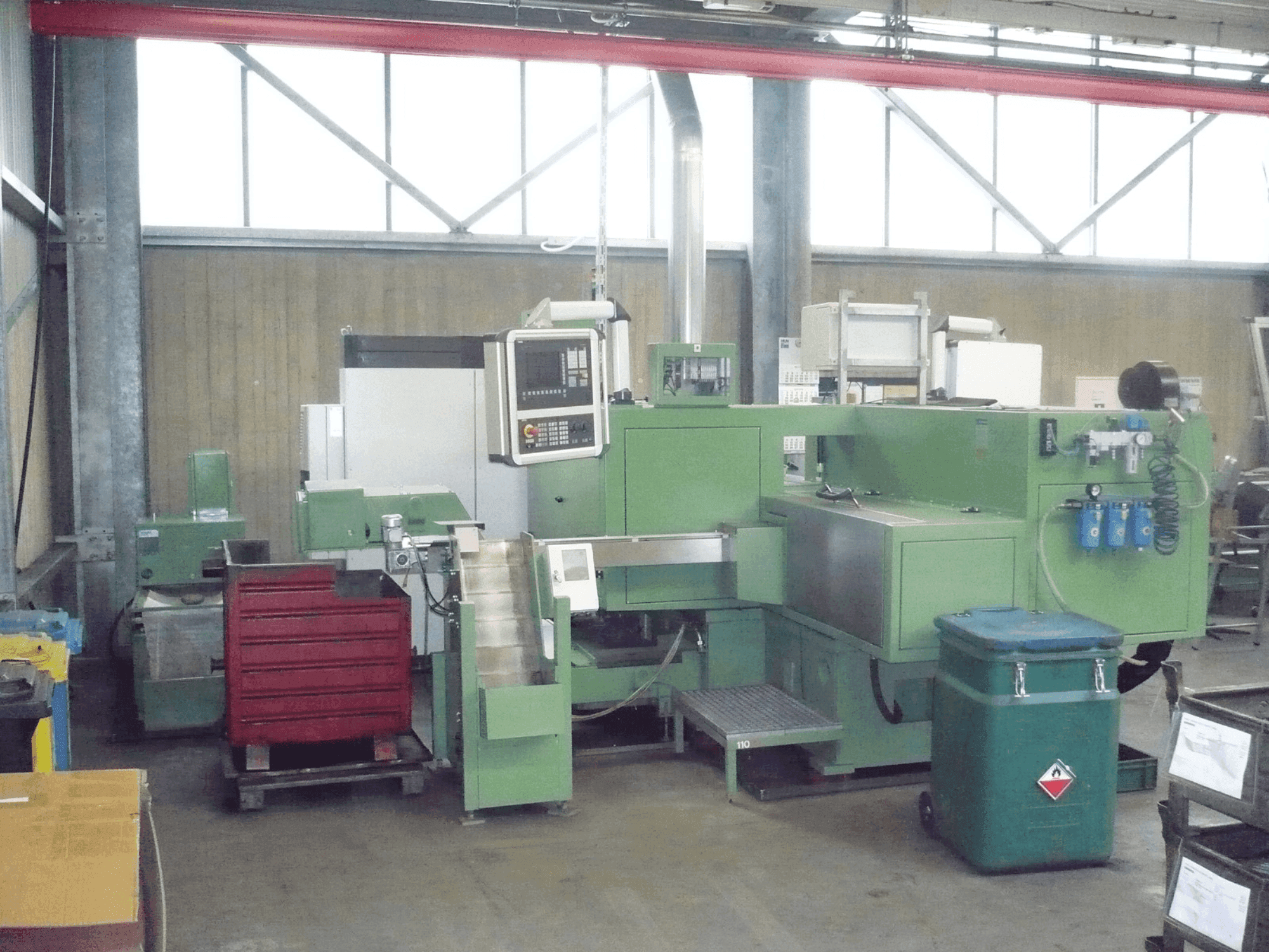 Vista frontal de la máquina HK-KON L2SDZ-6