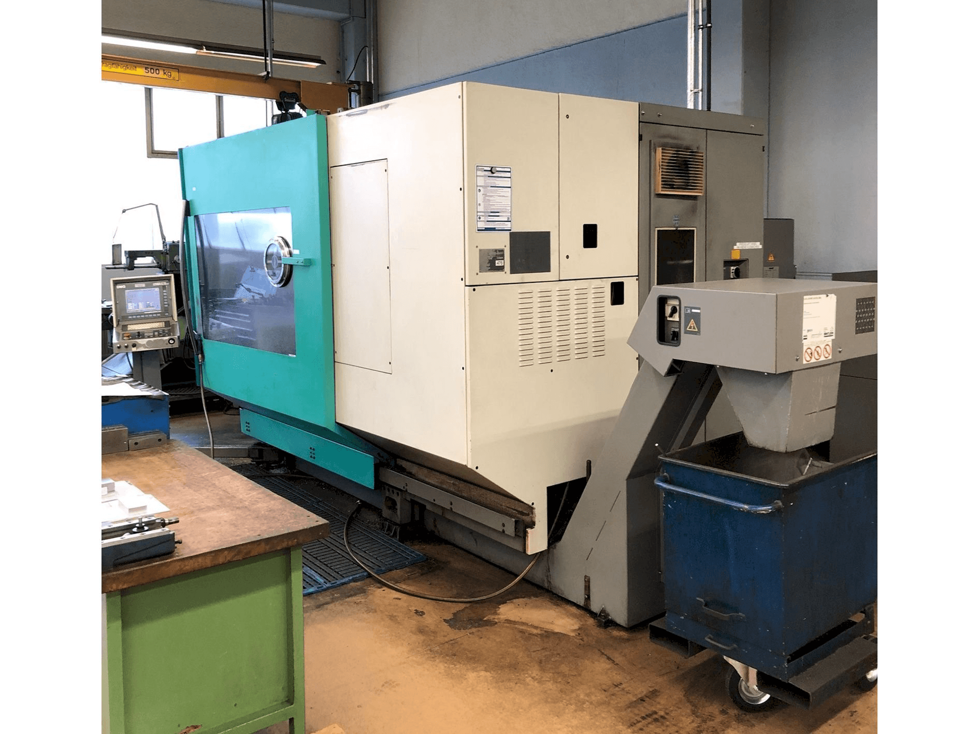 Vista frontal de la máquina DECKEL MAHO Dmu80p