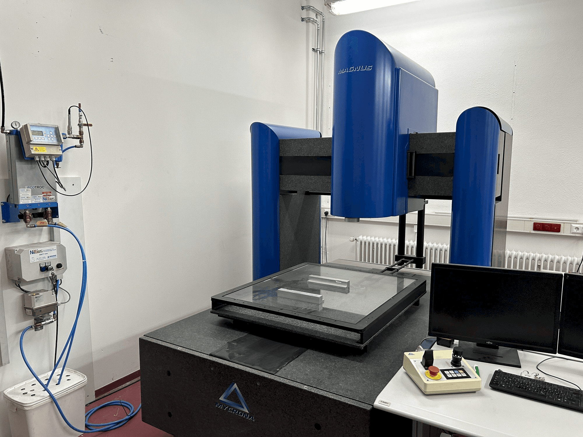 Vista frontal de la máquina MYCRONA Magnus BL