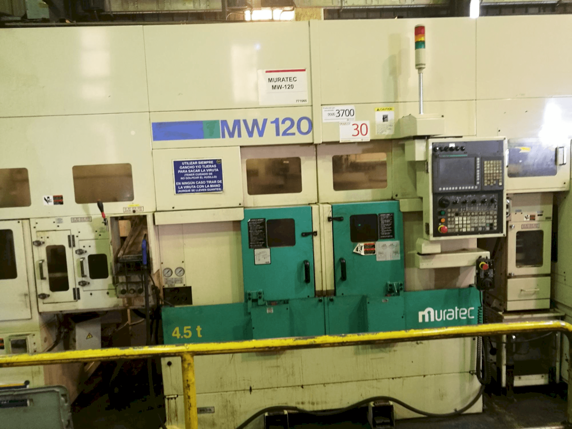 Vista frontal de la máquina Muratec MW120
