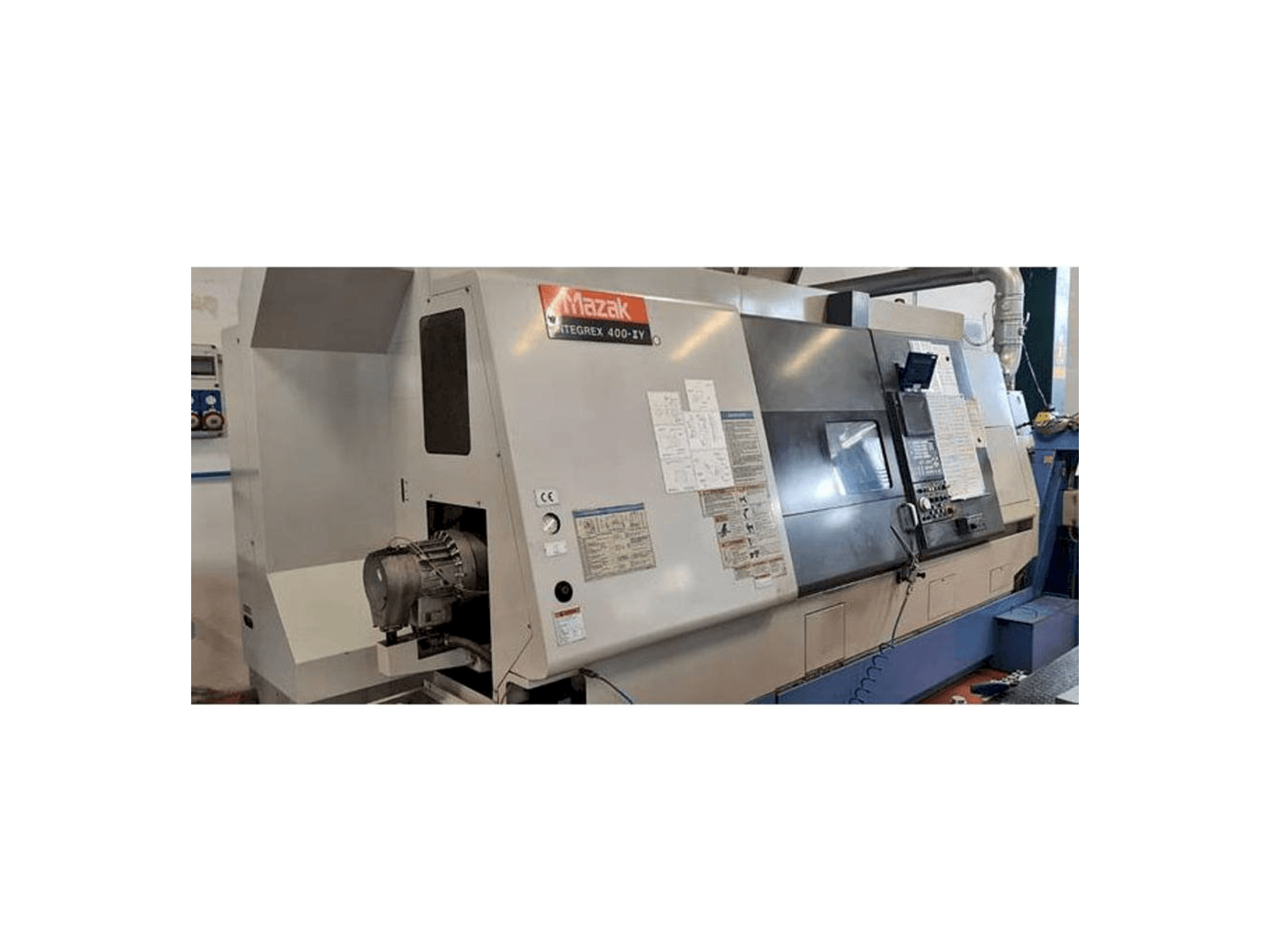 Vista frontal de la máquina Mazak Integrex 400-II Y
