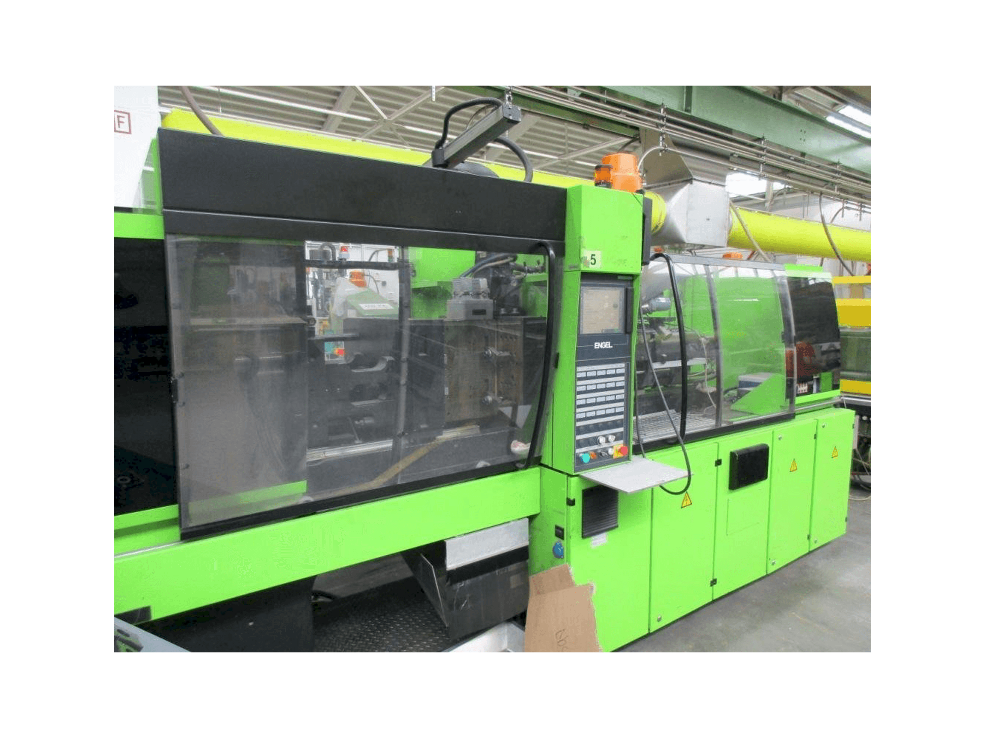 Vista frontal de la máquina ENGEL Victory 500-110 Tech