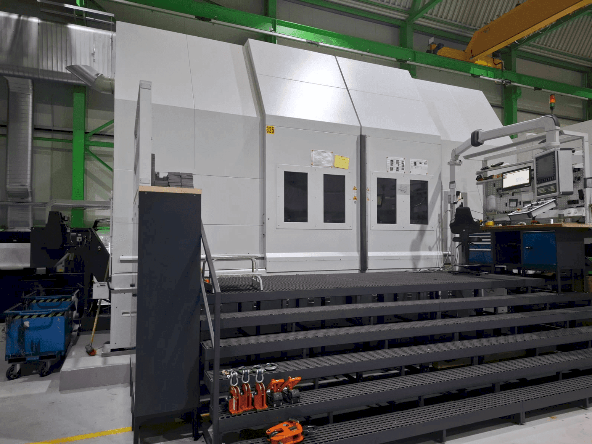 Vista frontal de la máquina Pittler PV2500