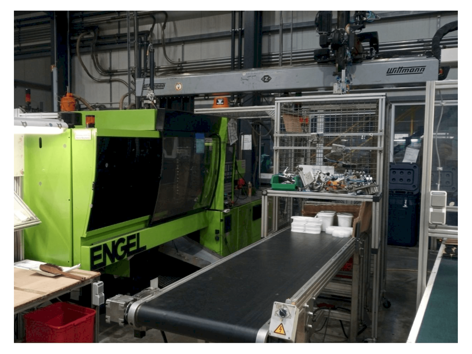 Vista frontal de la máquina Engel VICTORY 500/120 Phoenix