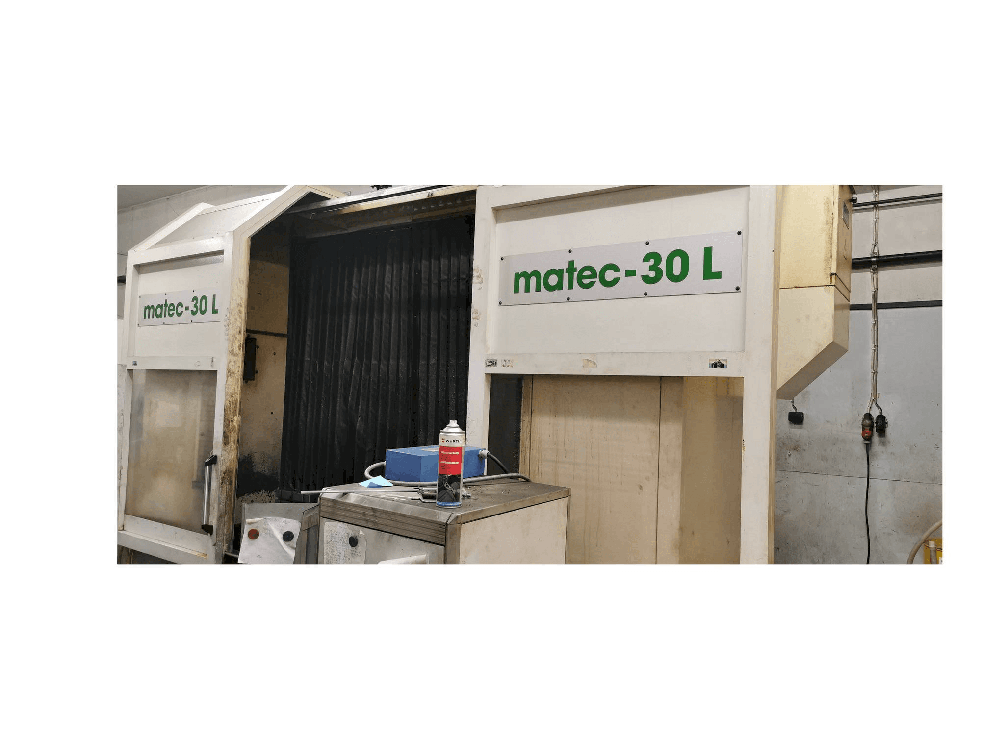 Vista frontal de la máquina Matec 30 L