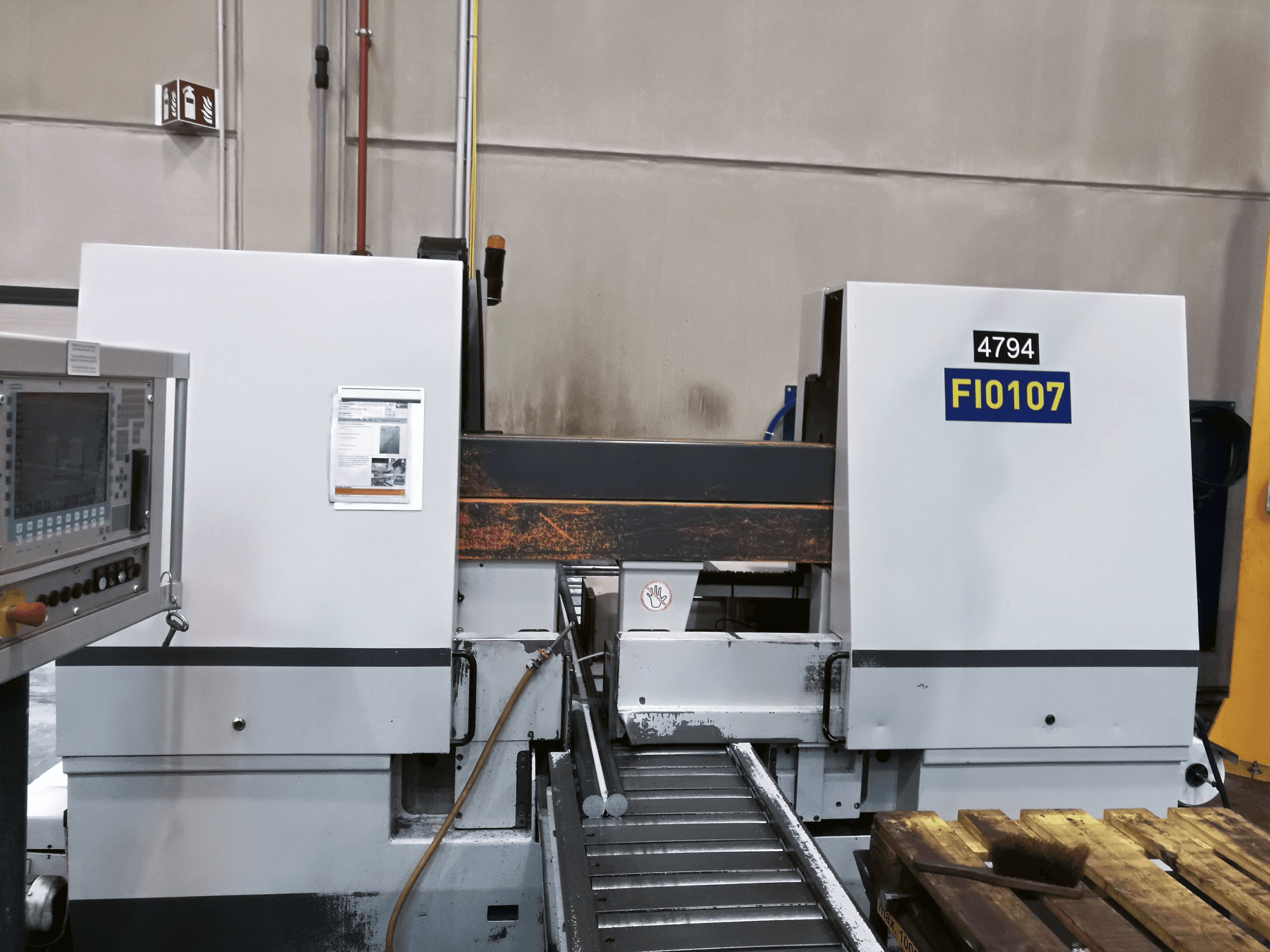 Vista frontal de la máquina KASTO KASTOtec A 3