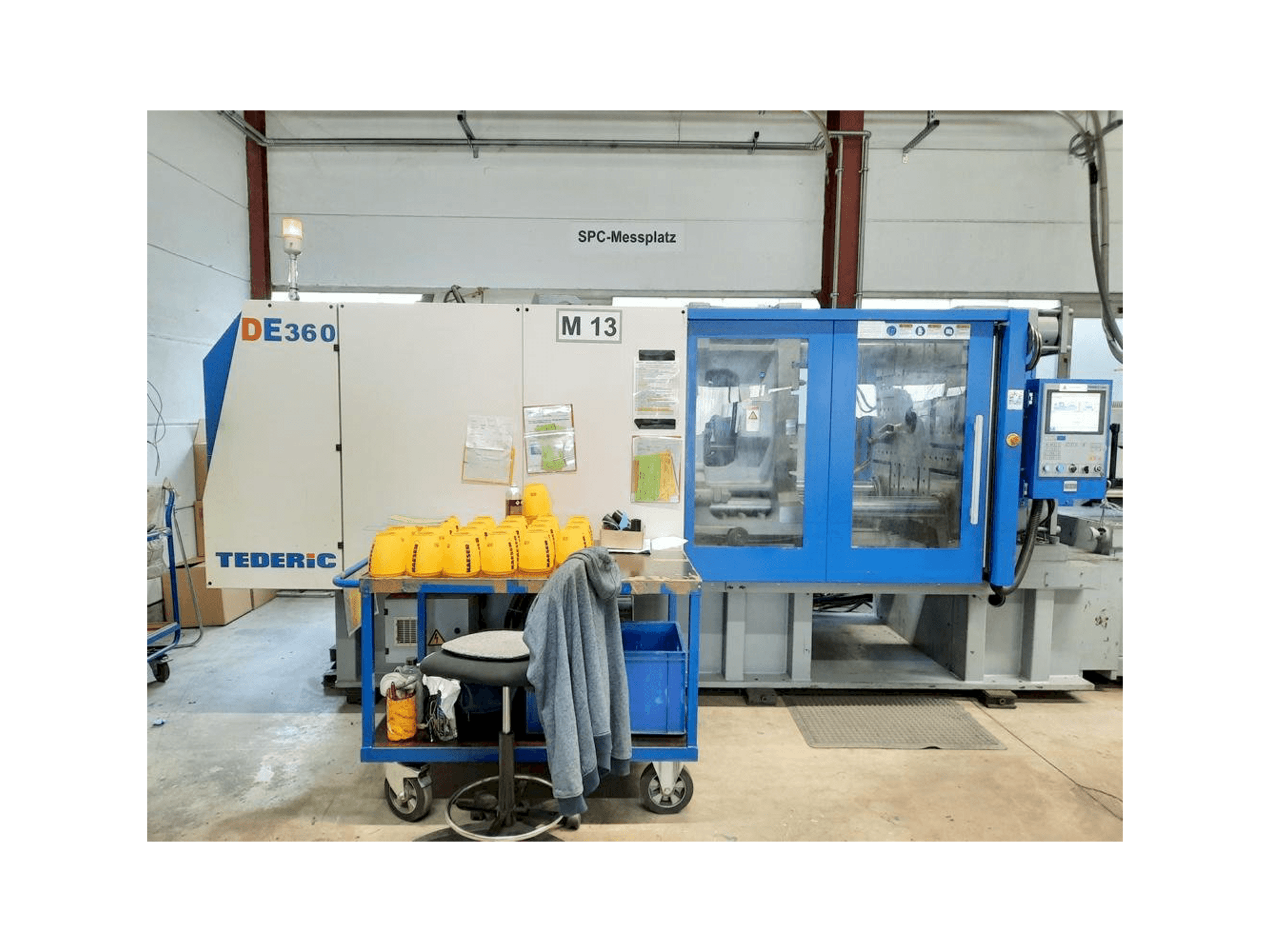 Vista frontal de la máquina TEDERIC DE360