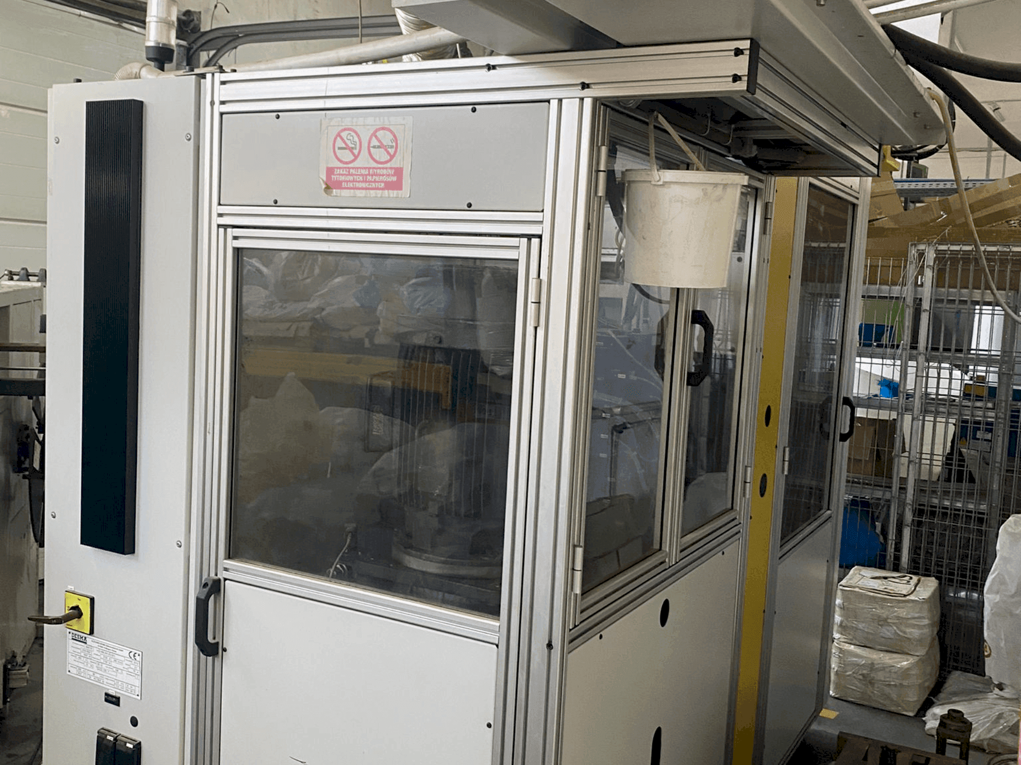 Vista frontal de la máquina Kloeckner Desma D 968.250 ZO S1