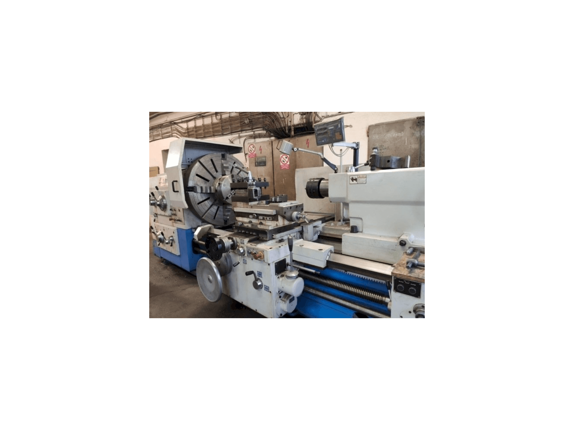 Vista frontal de la máquina KNUTH DL E Heavy 500/1500