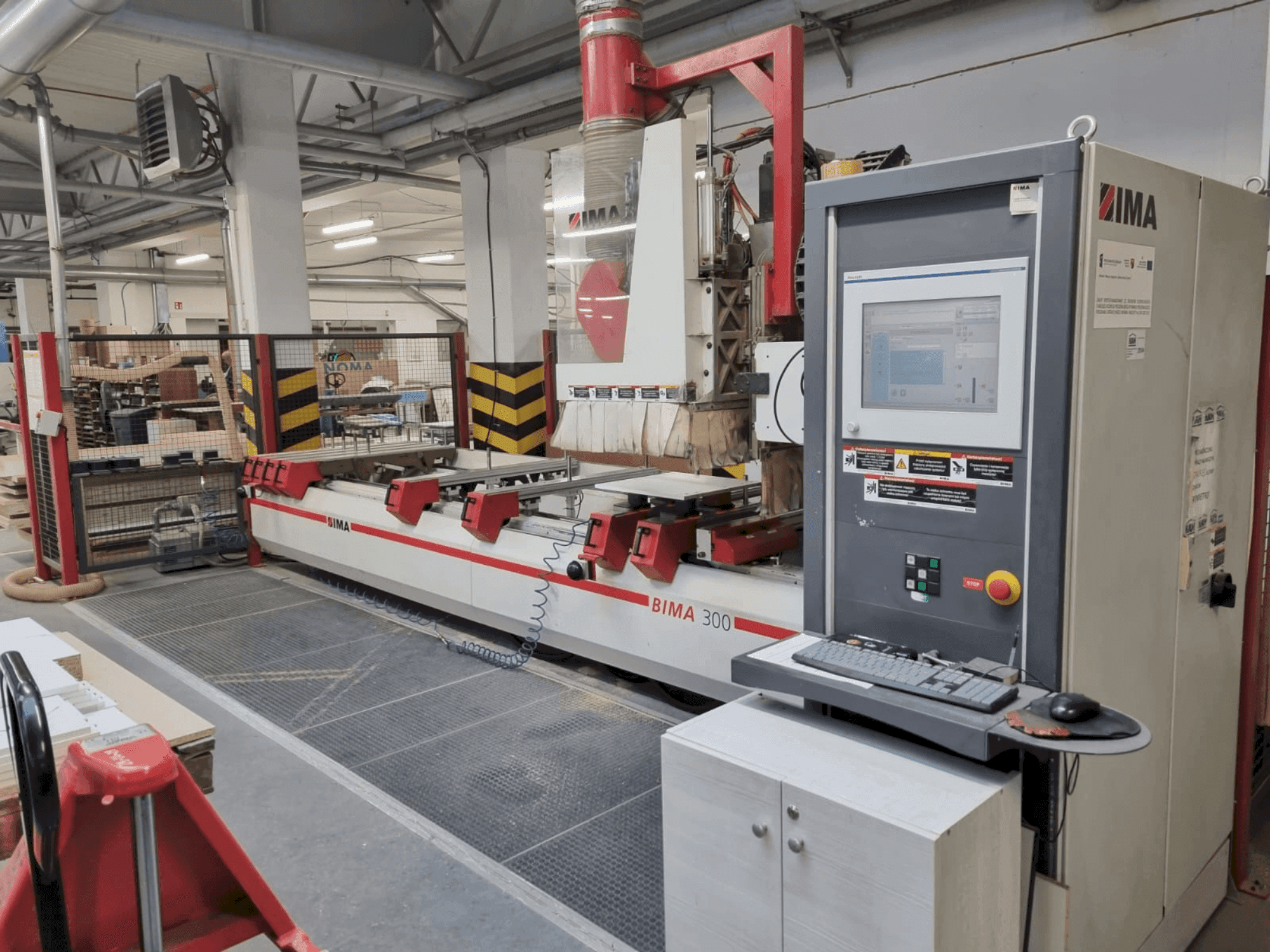 Vista frontal de la máquina IMA BIMA 300