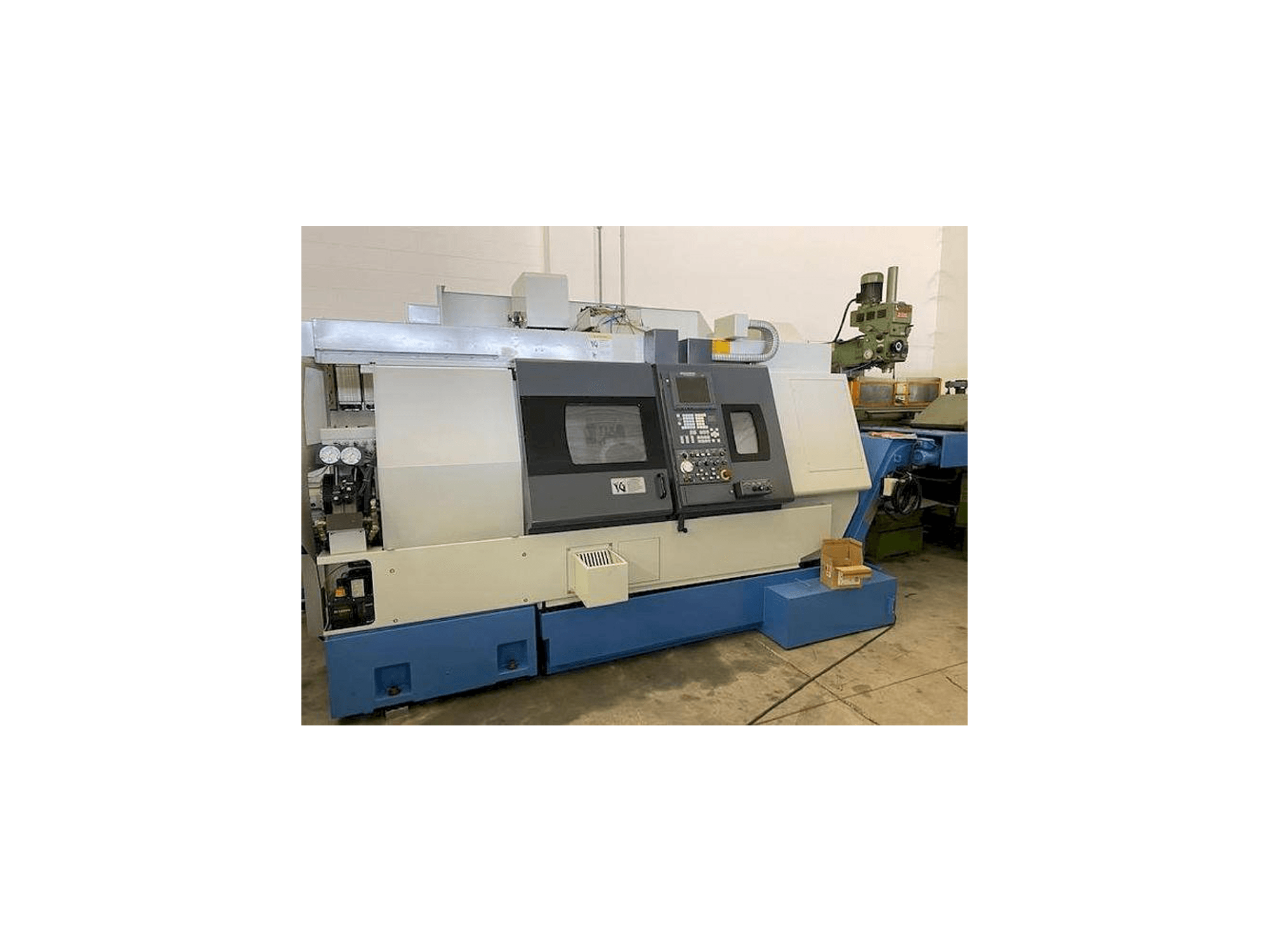 Vista frontal de la máquina Mazak INTEGREX 200 SY