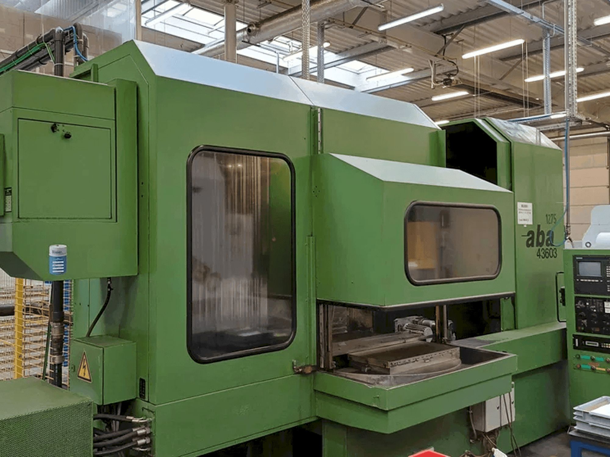 Vista frontal de la máquina ABA PSM 1250 TT