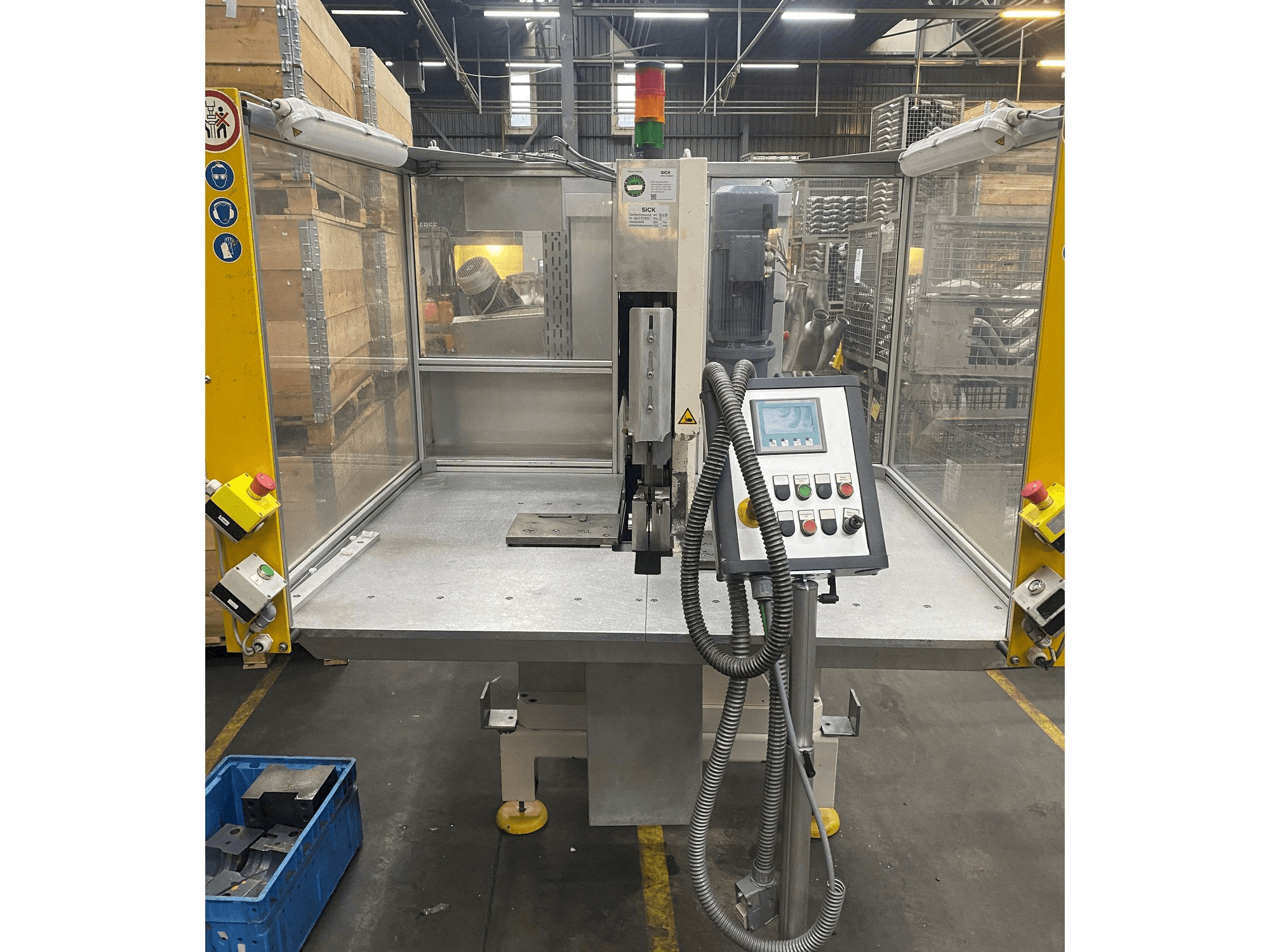 Vista frontal de la máquina Schmidt und Remmert EMT80-2-F02