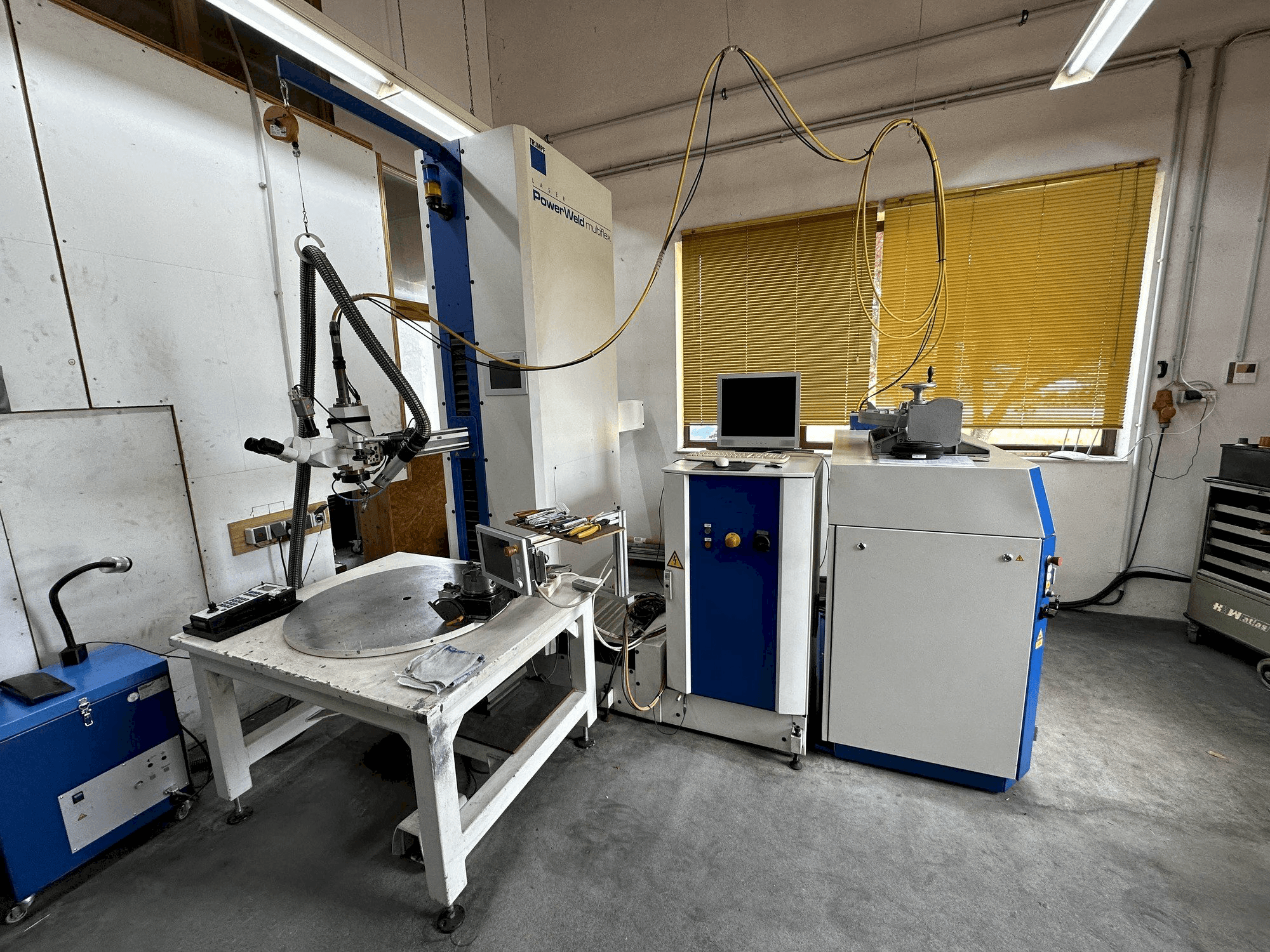 Vista frontal de la máquina Trumpf TruLaser Station 5010