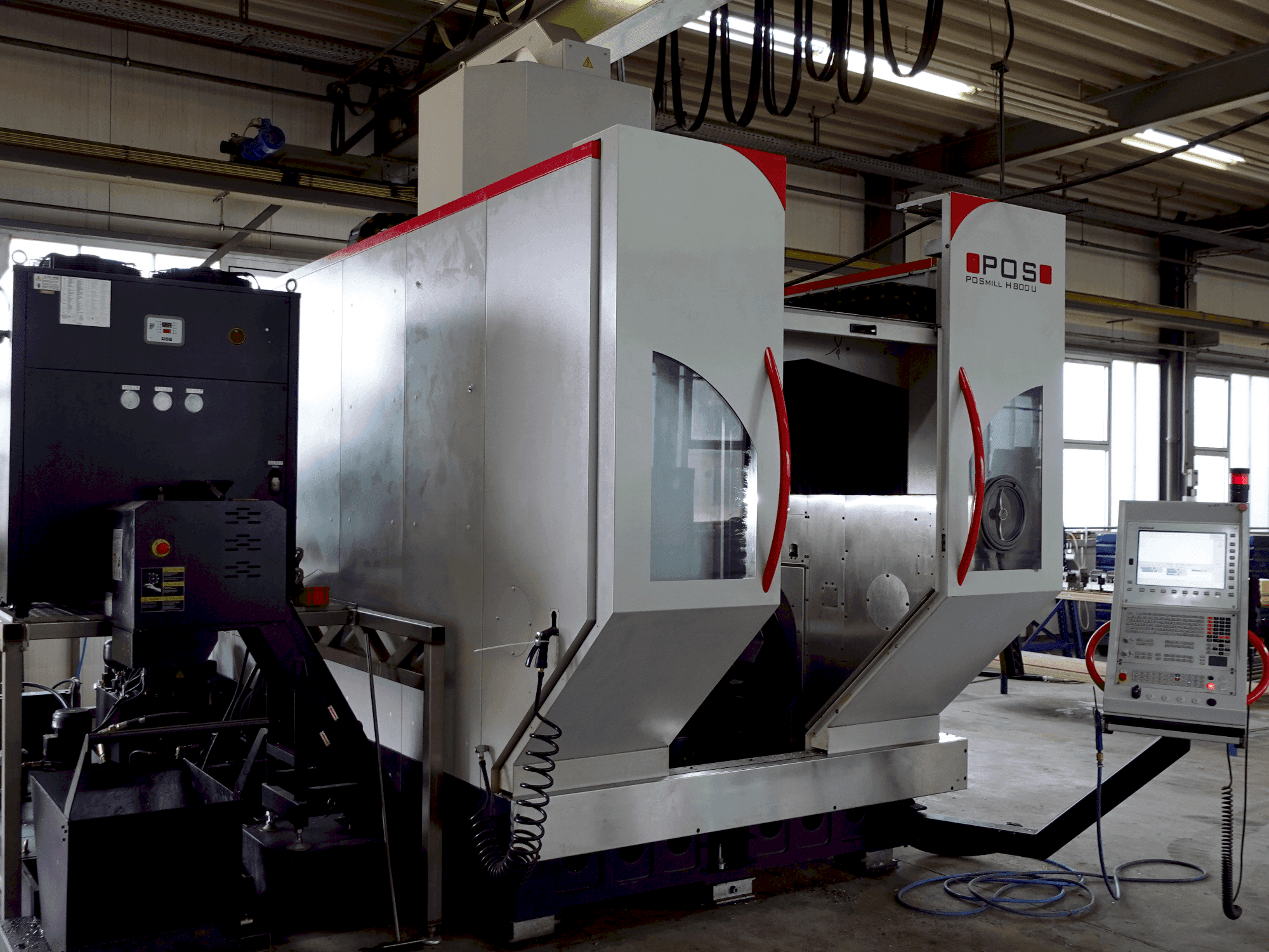 Vista frontal de la máquina POSmill H 800 U