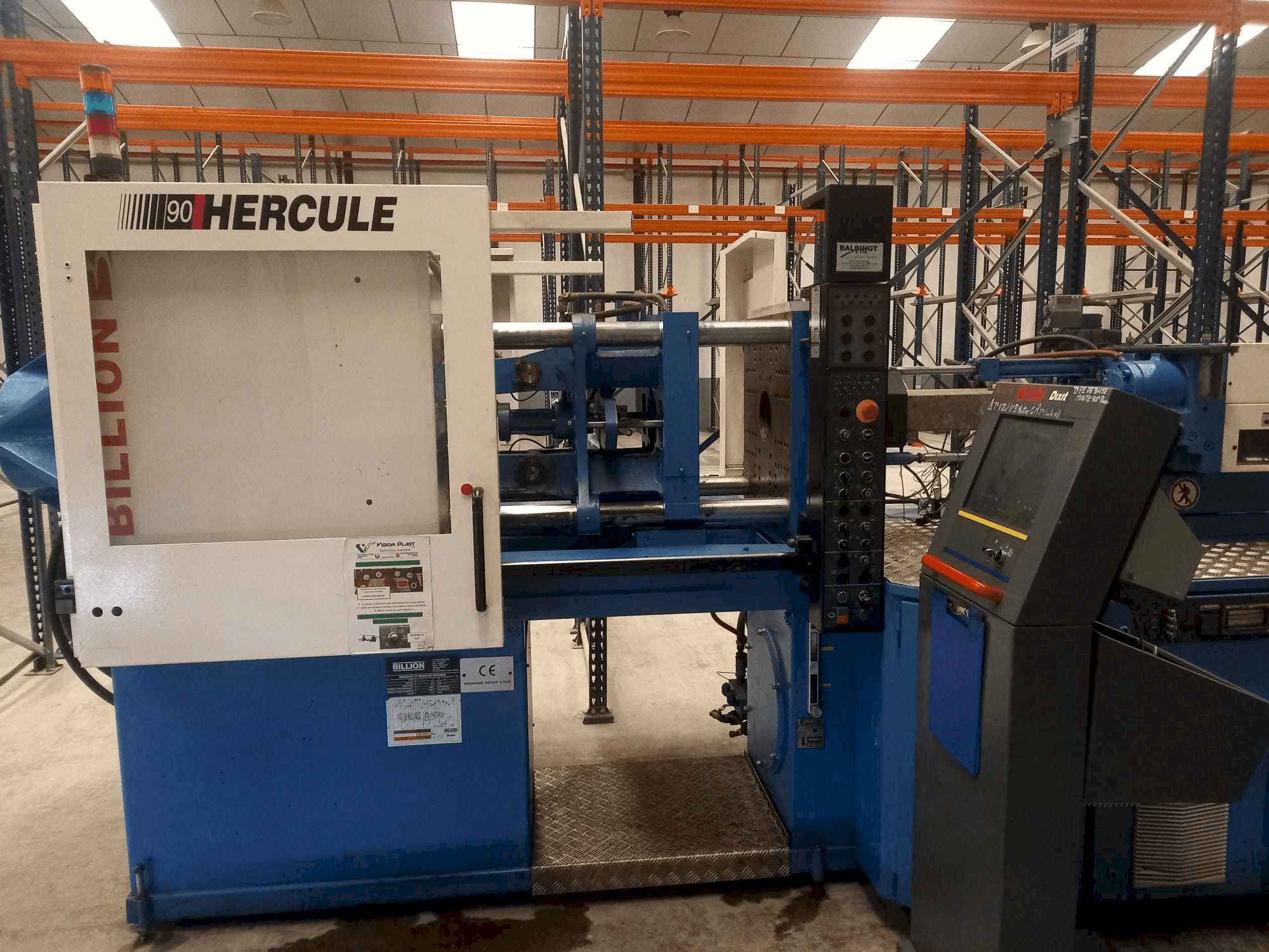 Vista frontal de la máquina Billion H260/90 TP